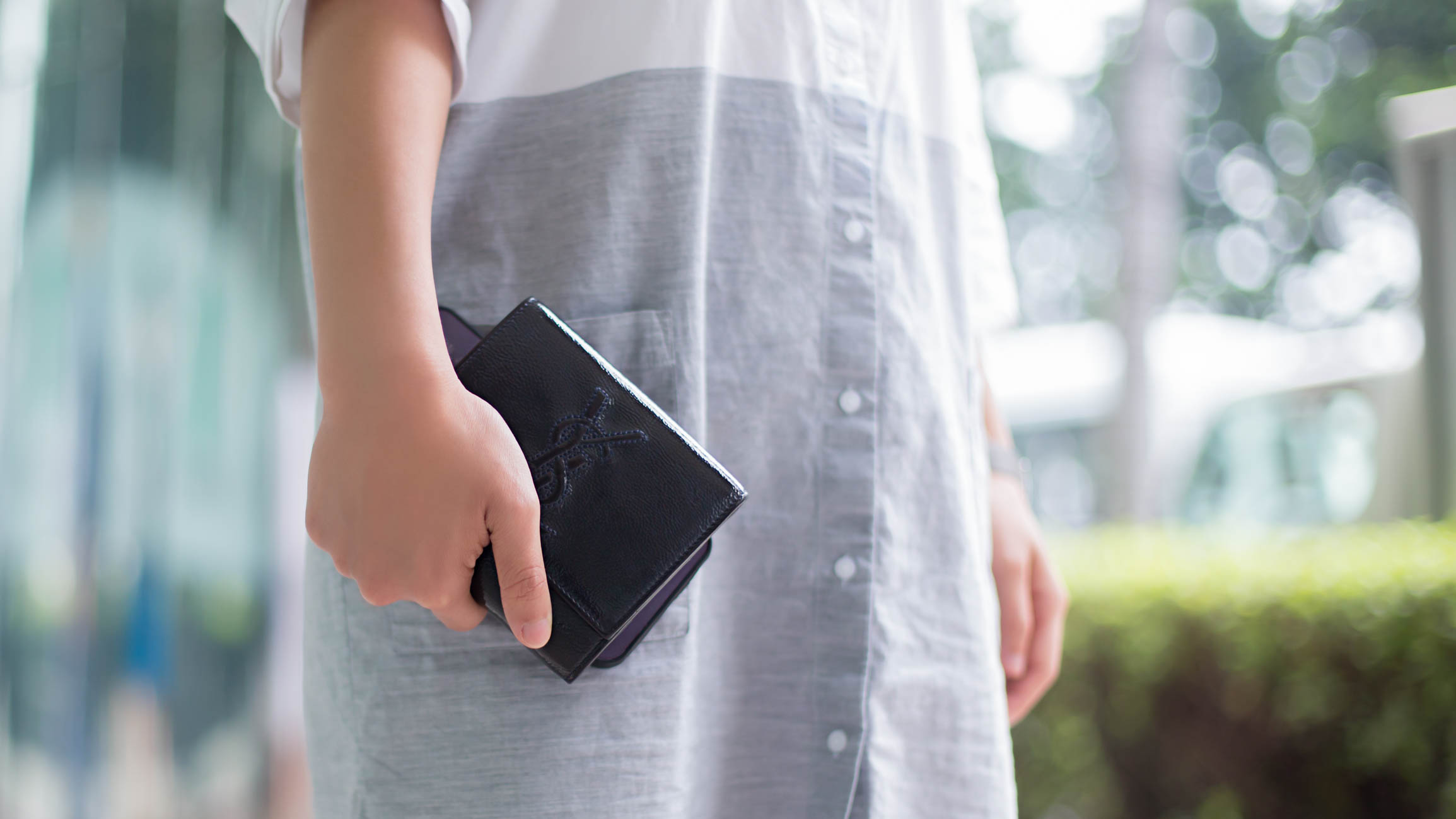 Ariel-Singapore-Law-Dress_COS-Earrings_Cyprus-Watch_Adi-Wallet_Yves_Saint_Laurent-Shoes_Weejuns-15072016-4