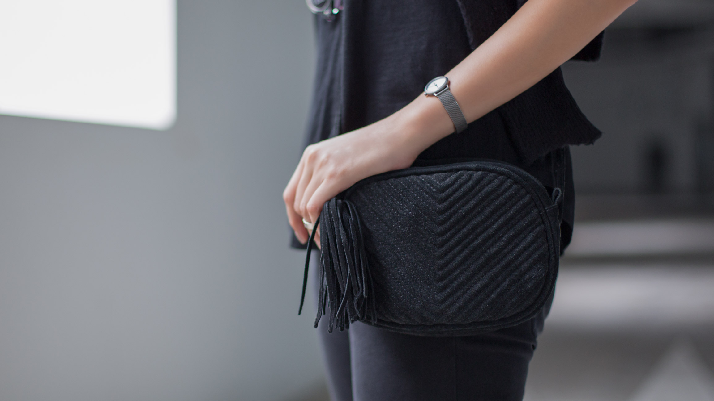 Carisia-Singapore-Accounts_Management-Top_Zara-Bag_Mango-Pants_HM-Shoes_Dr_Martens-Watch_Calvin_Klein-30082016-03