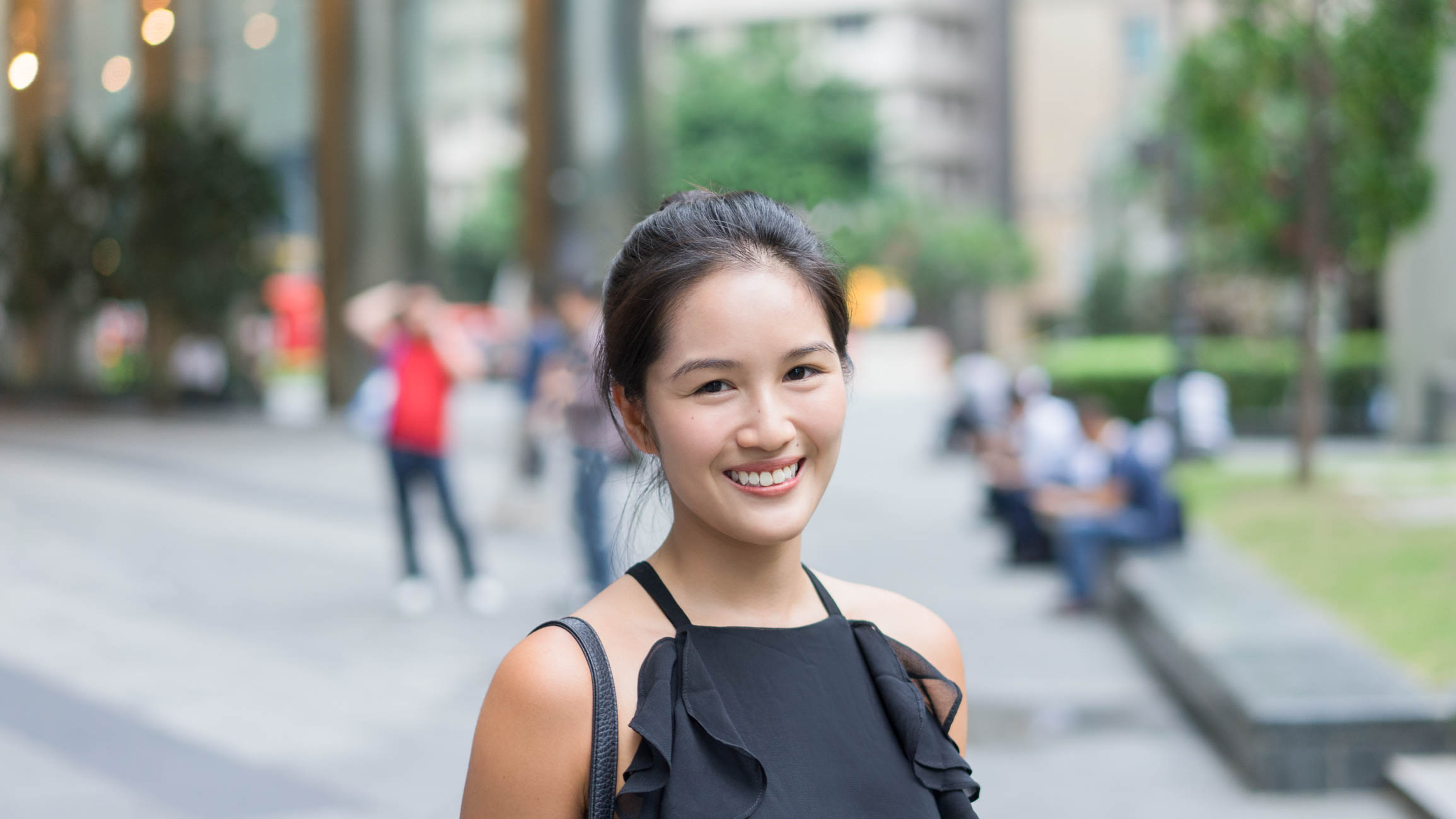 Elisabeth-Singapore-Banker-Top_Zalora-Pants_Tinselrack-Shoes_Zalora-Bag_New_Look-15072016-4-1