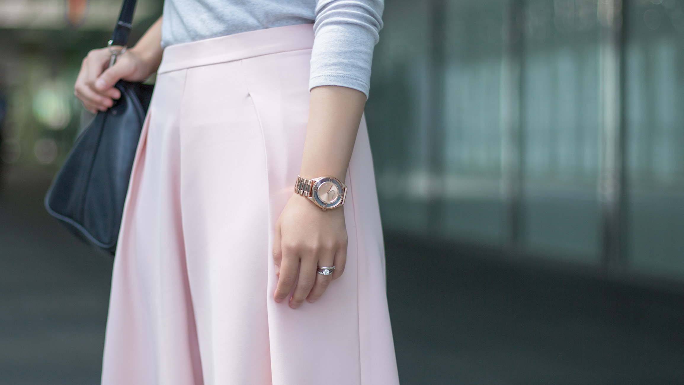 Atikah-Singapore-Advertising-Top_Uniqlo-Pants_FashionValet-Shoes_Heatwave-Watch_MarcJacobs-09092016-03