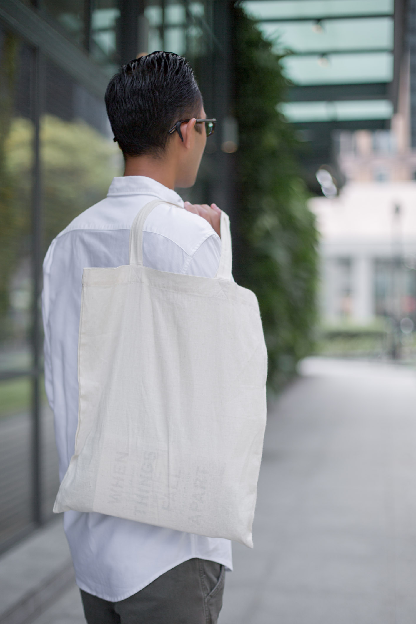 David-Singapore-Architect-Top_Uniqlo-Pants_Publish-Watch_DW-Bag_Muji-Shoes_Nike-30092016-04