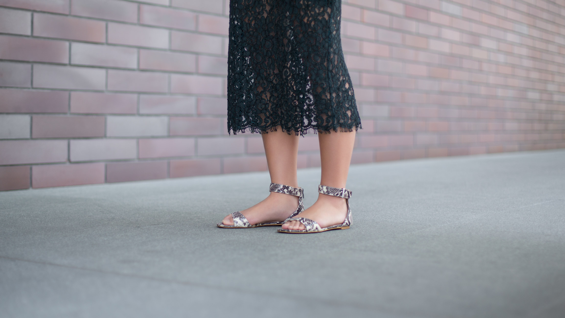 Rong-Singapore-Lawyer-Top_Topshop-Necklace_Zara-Skirt_Zara-Sandles_CharlesKeith-Purse_TedBaker-09092016-03