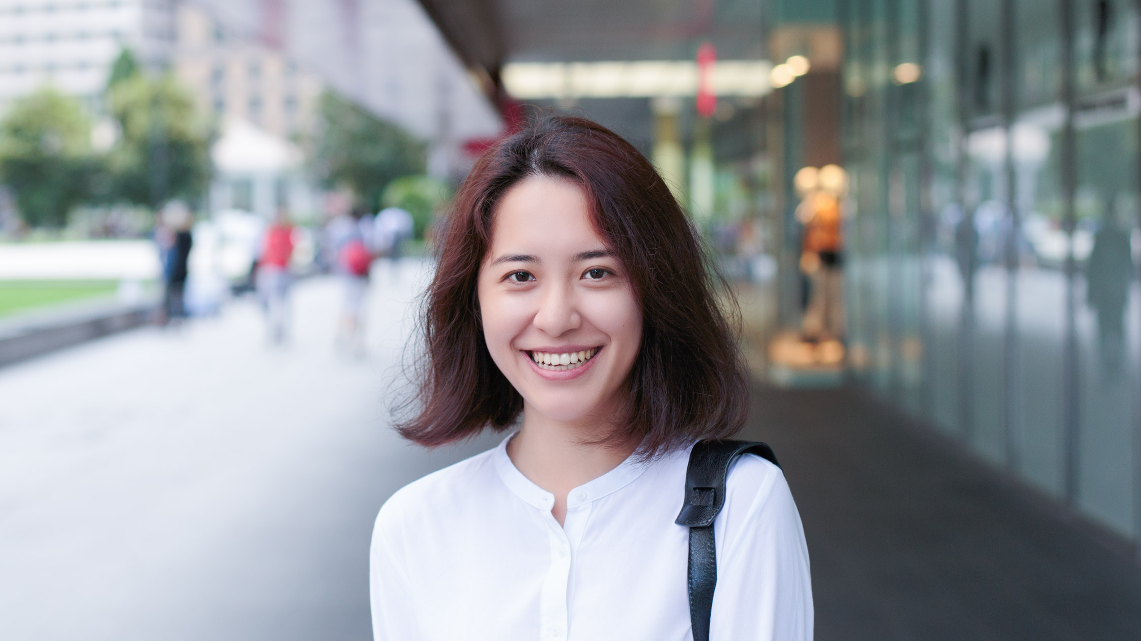 Doris-China-Banking-Top-Pants_Uniqlo-Shoes_DrMartens-Watch-Daniel_Wellington-Bag_Balenciaga-UNIFORM-11112016-5