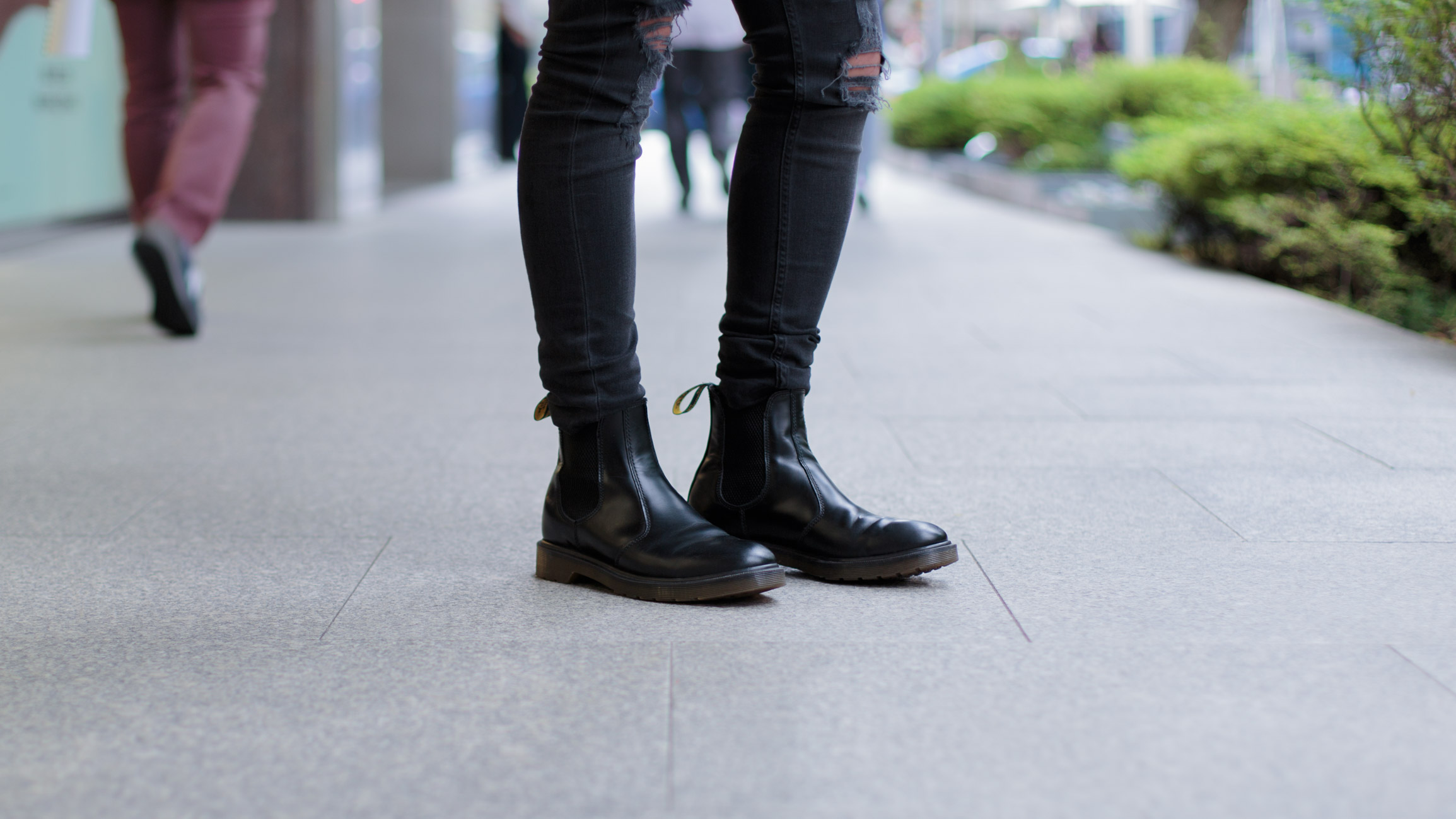 Elsen-Singapore-Graphic_Designer-Tshirt_Uniqlo-Shoes_DrMartens-Jeans_Topman-Watch_Tudor_Blackbay-UNIFORM-11112016-1