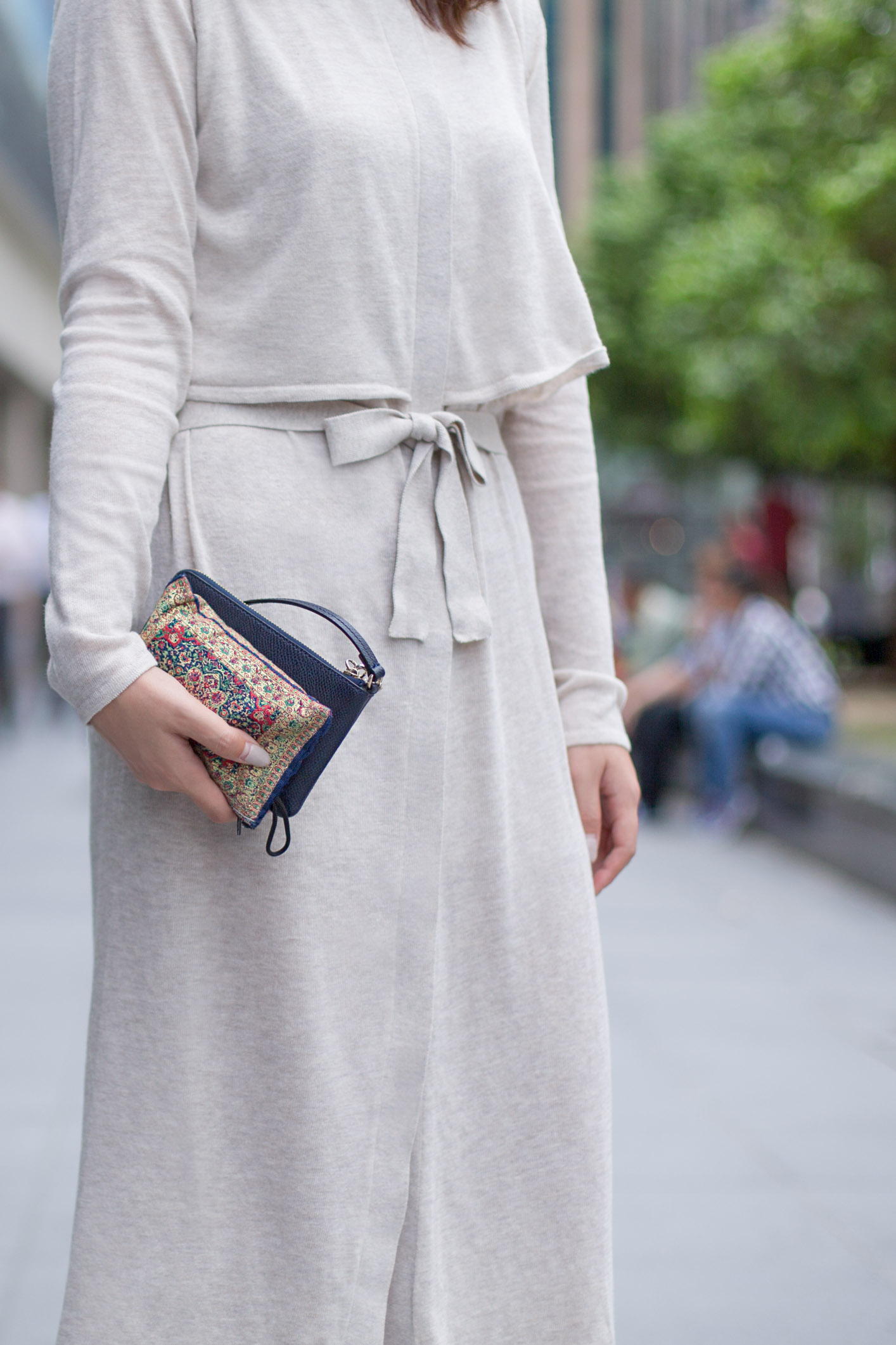 Samantha_Teng-Singapore-Banking-Dress_Mango-Shoes_Steve_Madden-Wristlet_Coach-UNIFORM-18102016-3