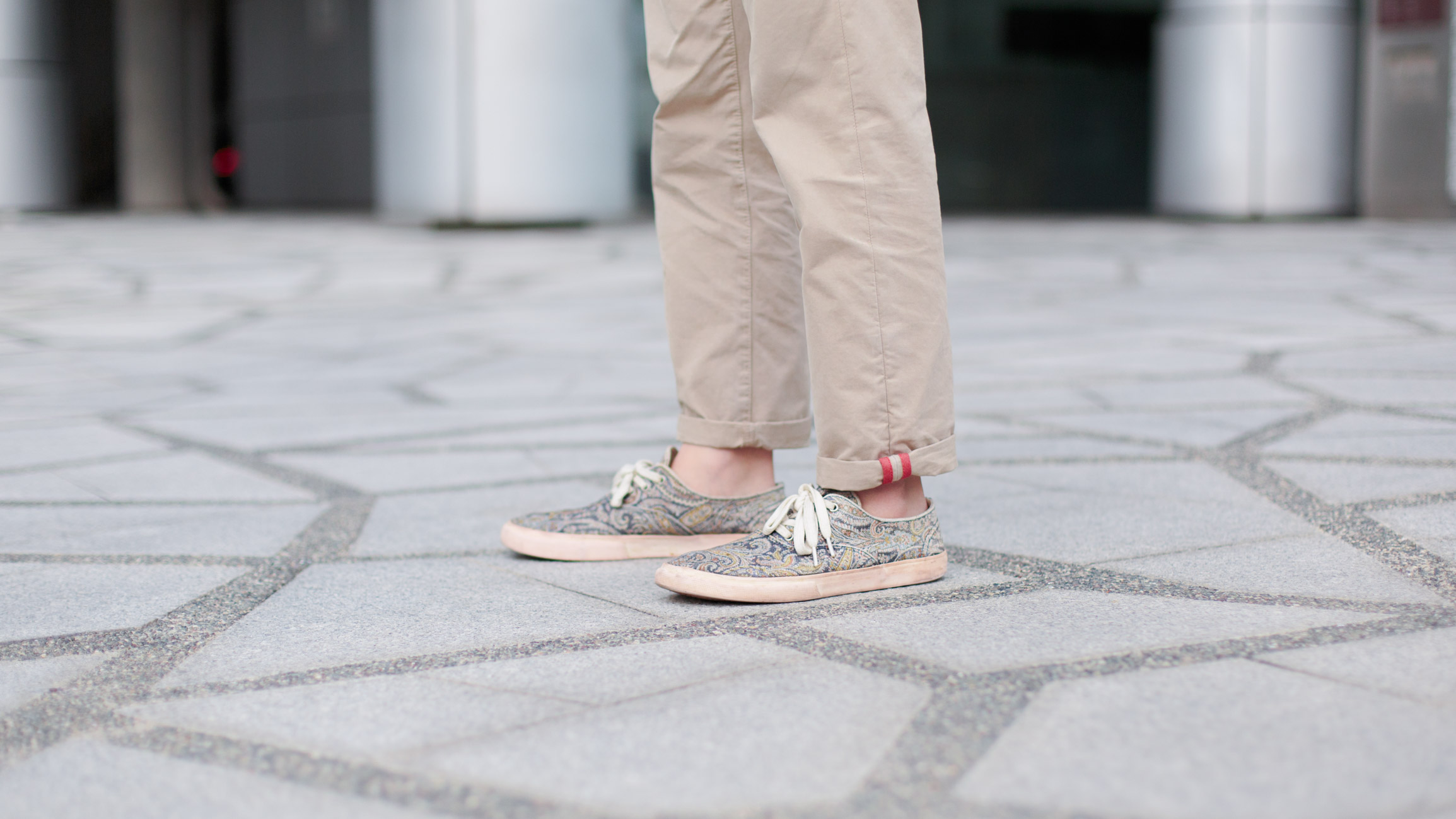 Joshua-Singapore-Media_Planner-Jacket_APC-Shirt_Muji-Pants_Ben_Sherman-Shoes_YMC-Watch_Victorinox-22112016-2