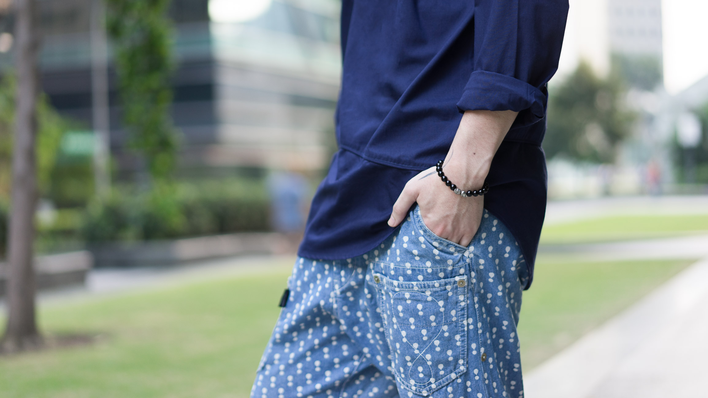 Eduard-Singapore-Student-Shirt_Sundays-Pants_mercibeaucoup-Shoes_suparga-Clutch_Marc_Jacobs-UNIFORM-06122016-3