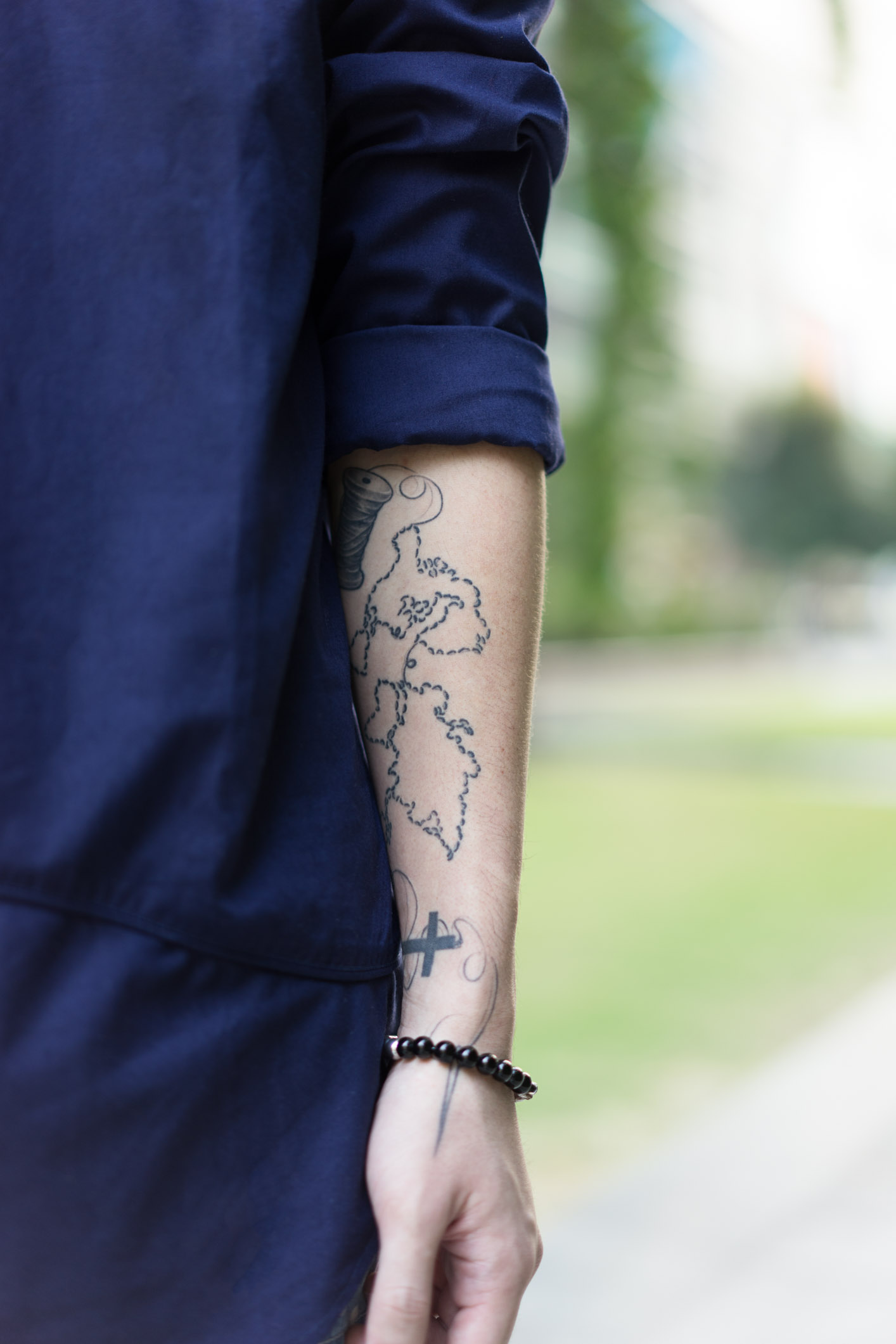 Eduard-Singapore-Student-Shirt_Sundays-Pants_mercibeaucoup-Shoes_suparga-Clutch_Marc_Jacobs-UNIFORM-06122016-5