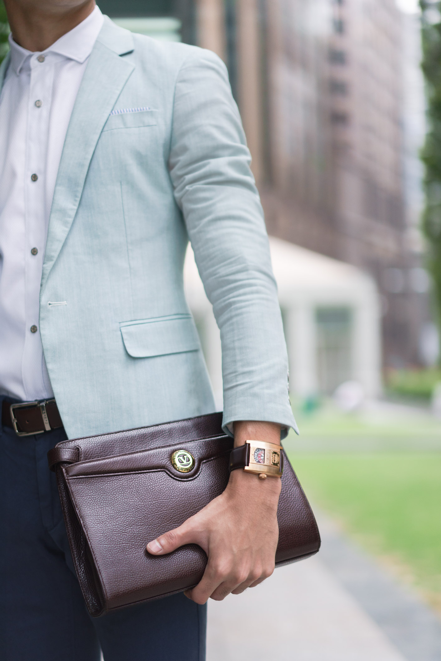 Jacob-Singapore-Watch-Jacket_Tailor_Made-Shirt_Zara-Pants_Massimo_Dutti-Shoes_Pedro-Clutch_Valentino-UNIFORM-05012017-3