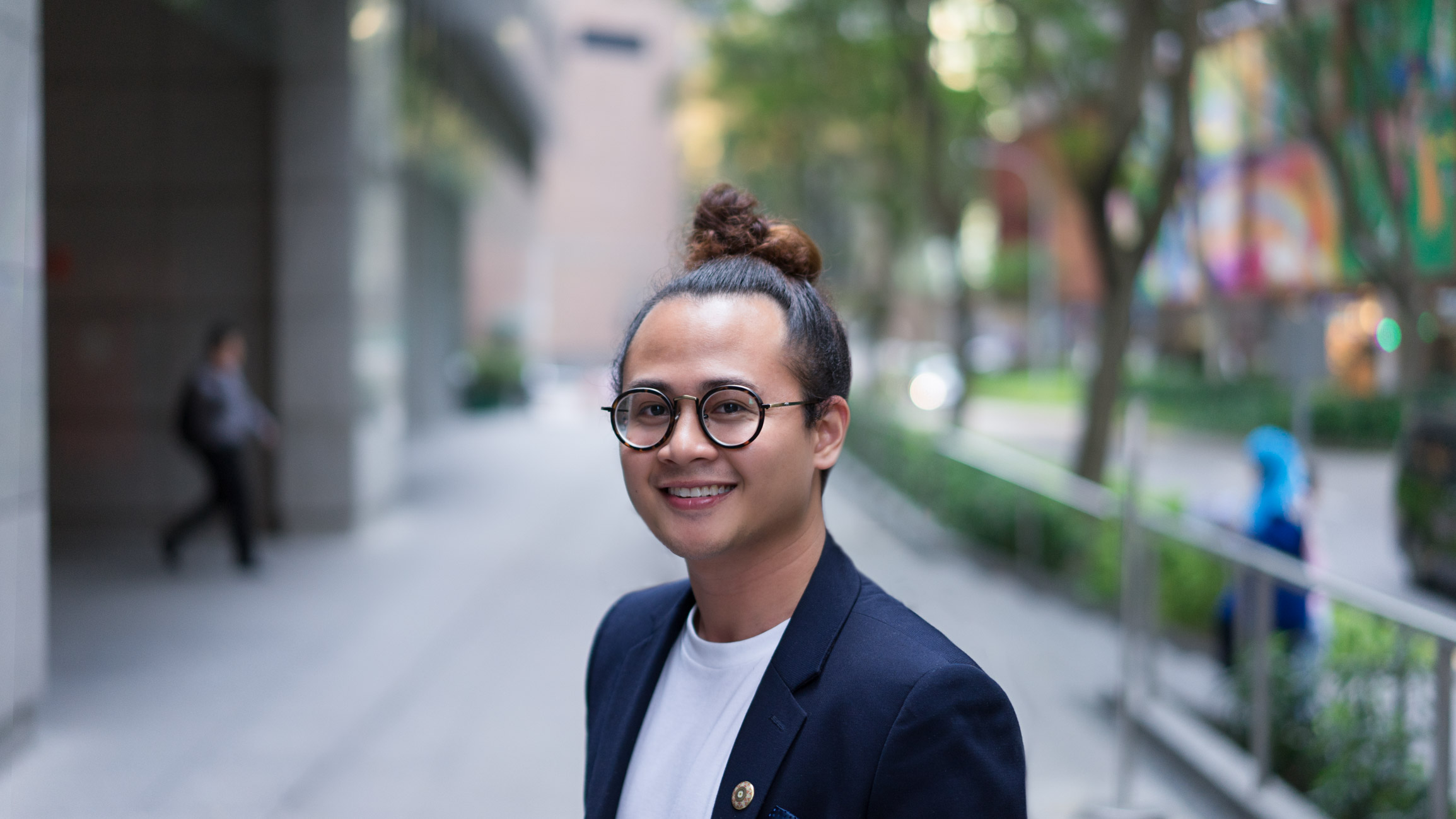 SHENTONISTA-Ziqq-Singapore-Interaction_Designer-Blazer_Topman-Pants_Uniqlo-Shoes_Benjamin_Barker-Watch_Casio-Pocket_Square_Topman-UNIFORM-06122016-5