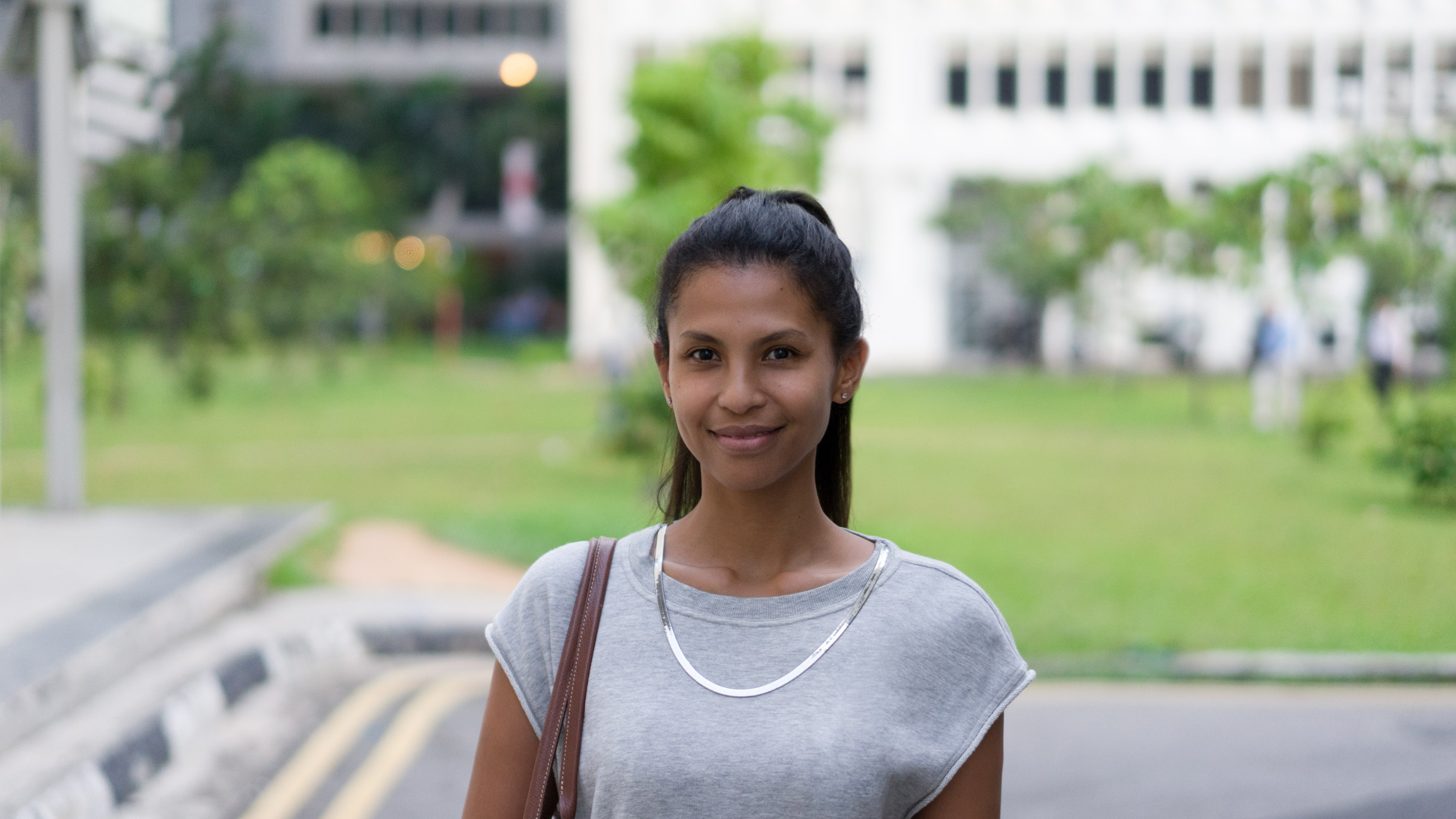 Valerie-France-Video_Advertising-Top_Zara-Bag_Longchamp-Skirt_Zara-Shoes_Nike-Watch_Swatch-UNIFORM-06122016-5