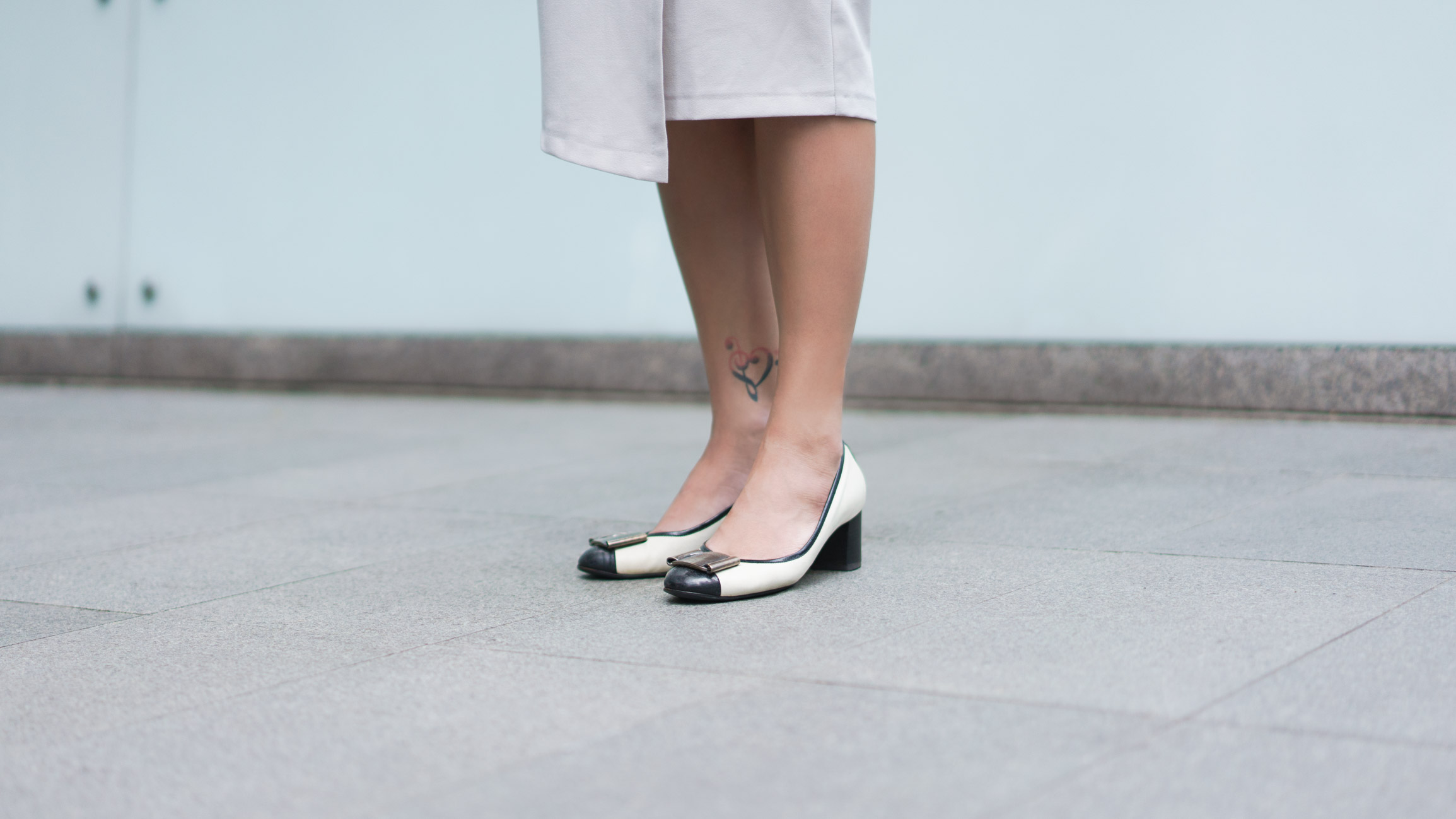 Viola-Singapore-Real_Estate_Finance-Dress_Closet-Shoes_Ferragamo-Watch_Rolex-UNIFORM-17012017-2-WEB