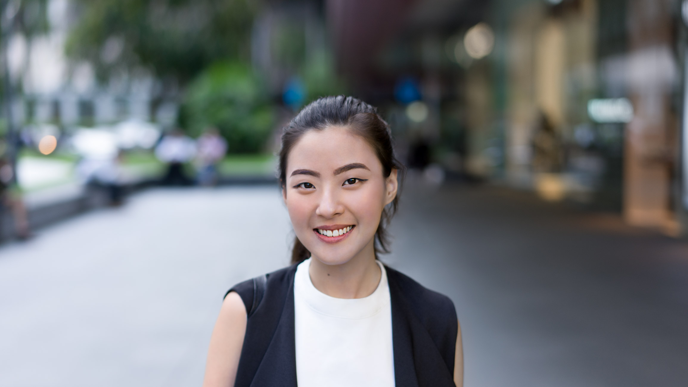 Jeselin-Batam-Financial_Consultant-Dress_Zara-Bag_Couronne-UNIFORM-02032017-4