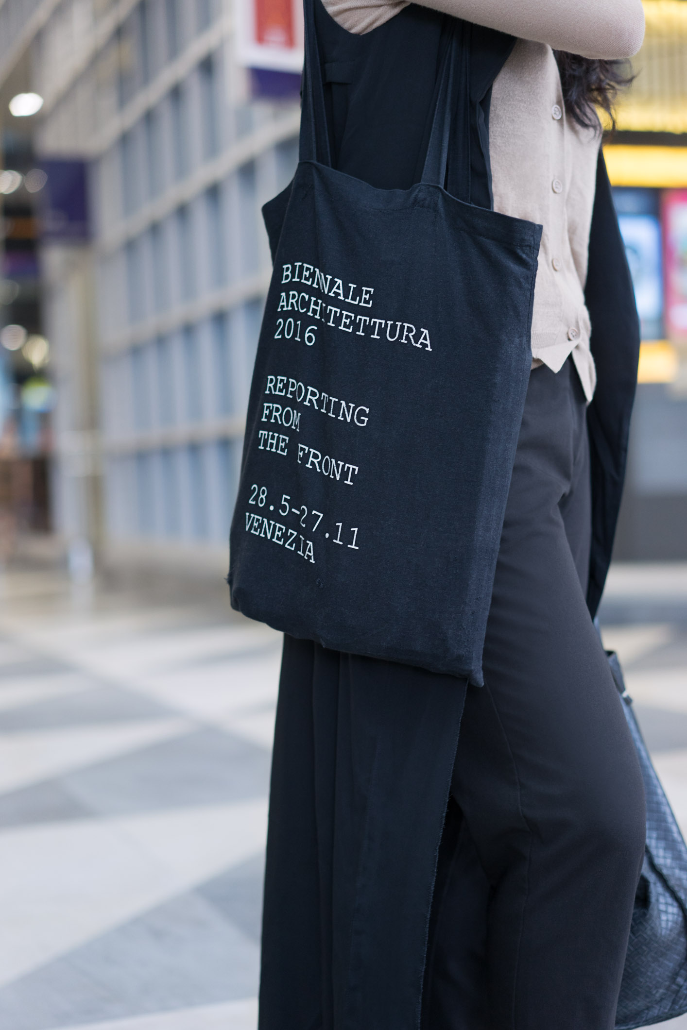 Alexis-Singapore-Law-Top_Uniqlo-Coat_Zalora-Pants_Tailored-Shoes_Keds-Bag1_Venice_Biennale-Bag2_Clare_V.-Glasses_Owndays-UNIFORM-17032017-3