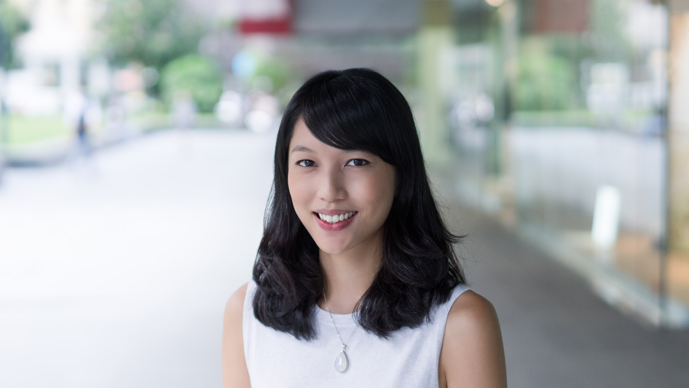 Dawn-Singapore-Banking-Top_Uniqlo-Pants_Zara-Shoes_Ferragamo-UNIFORM-06042017-5