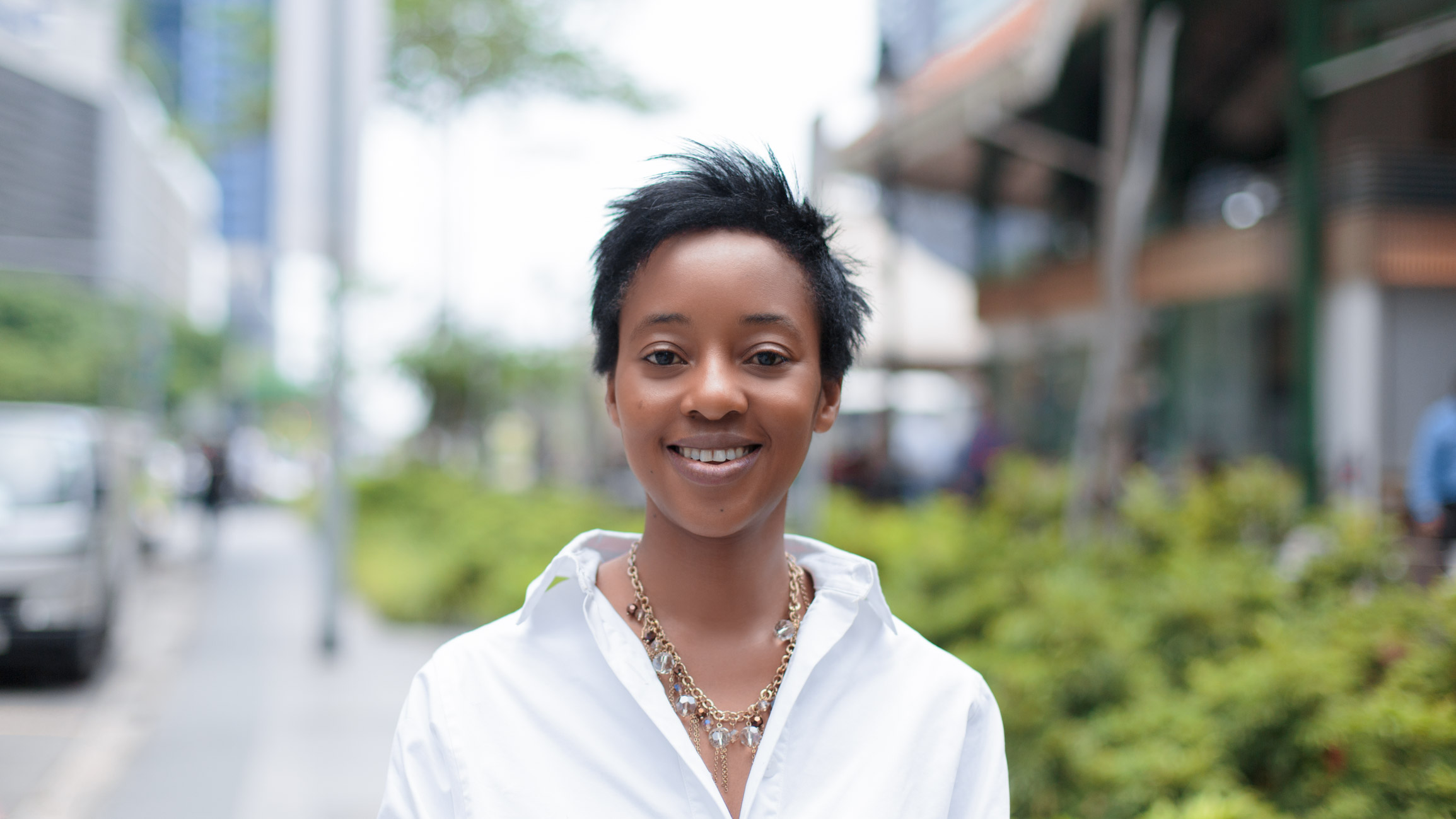 Diana-UK-Accounting-Top_Max.Tan-Pants_All_Saints-Shoes-Vivienne_Westwood-Bag_Gucci-Watch_Raymond_Weil-UNIFORM-17032017-5