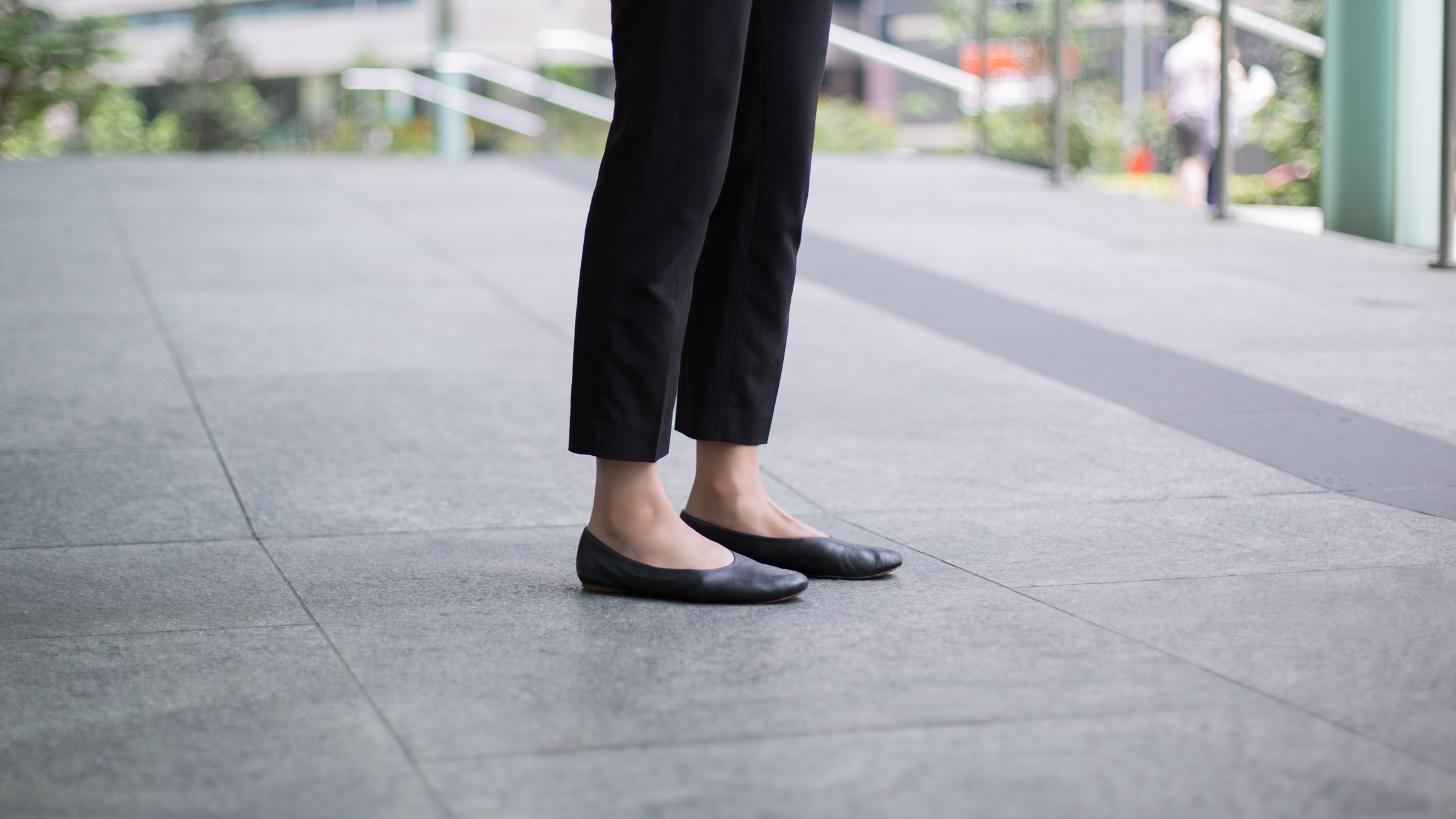 Geraldine-Singapore-Automobile-Top_In_Good_Company-Shoes_COS-Bag_Balenciaga-Earrings_OtherStories-Watch_Gucci-Bracelet_Hermes-Bracelet_The_Mindful_Company-UNIFORM-03042017-3