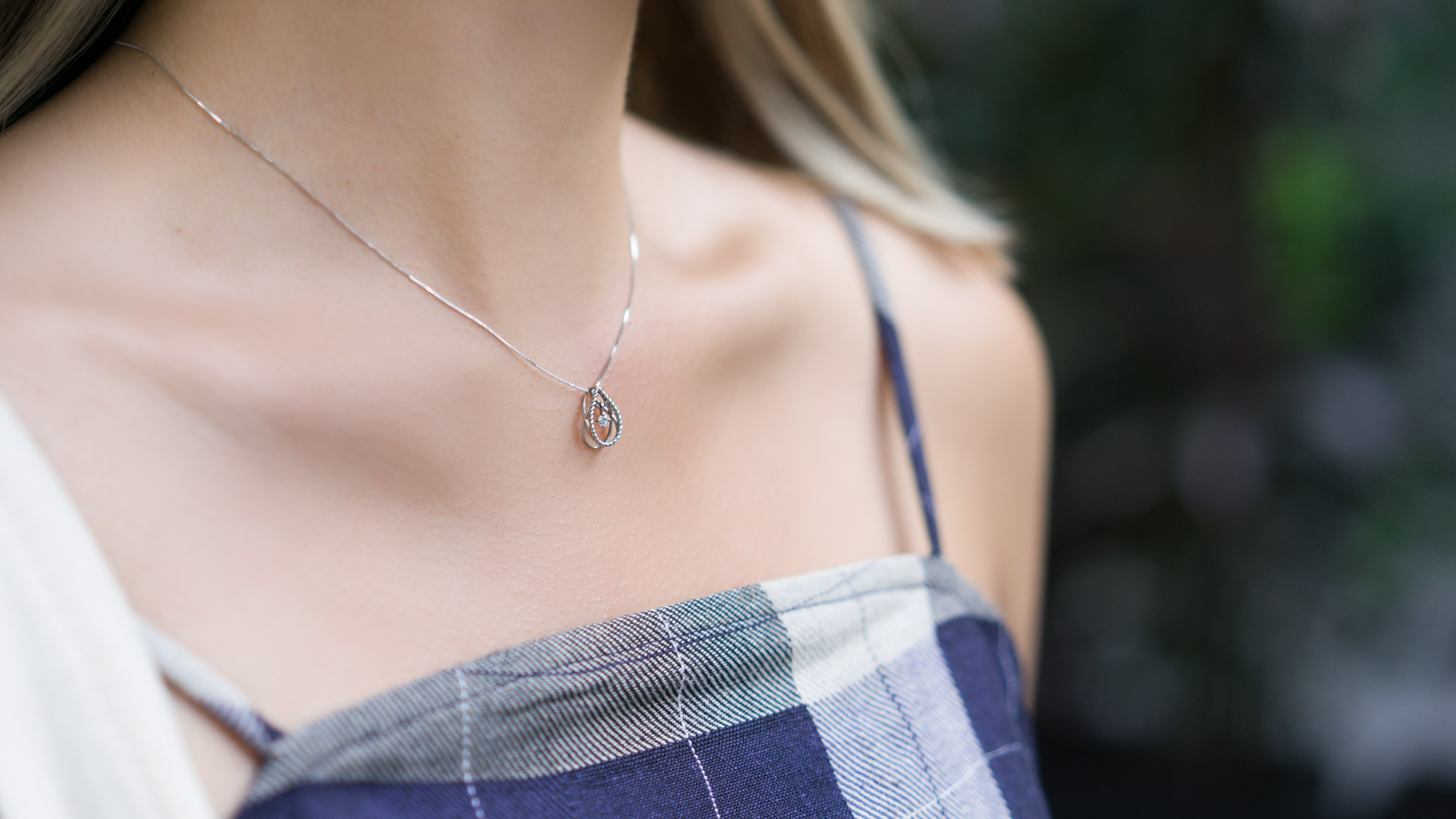 Jolene-Singapore-Finance-Jumpsuit_Ninth-Shoes_Pretty_Fit-Bag_Laura_Mercier-UNIFORM-17032017-5