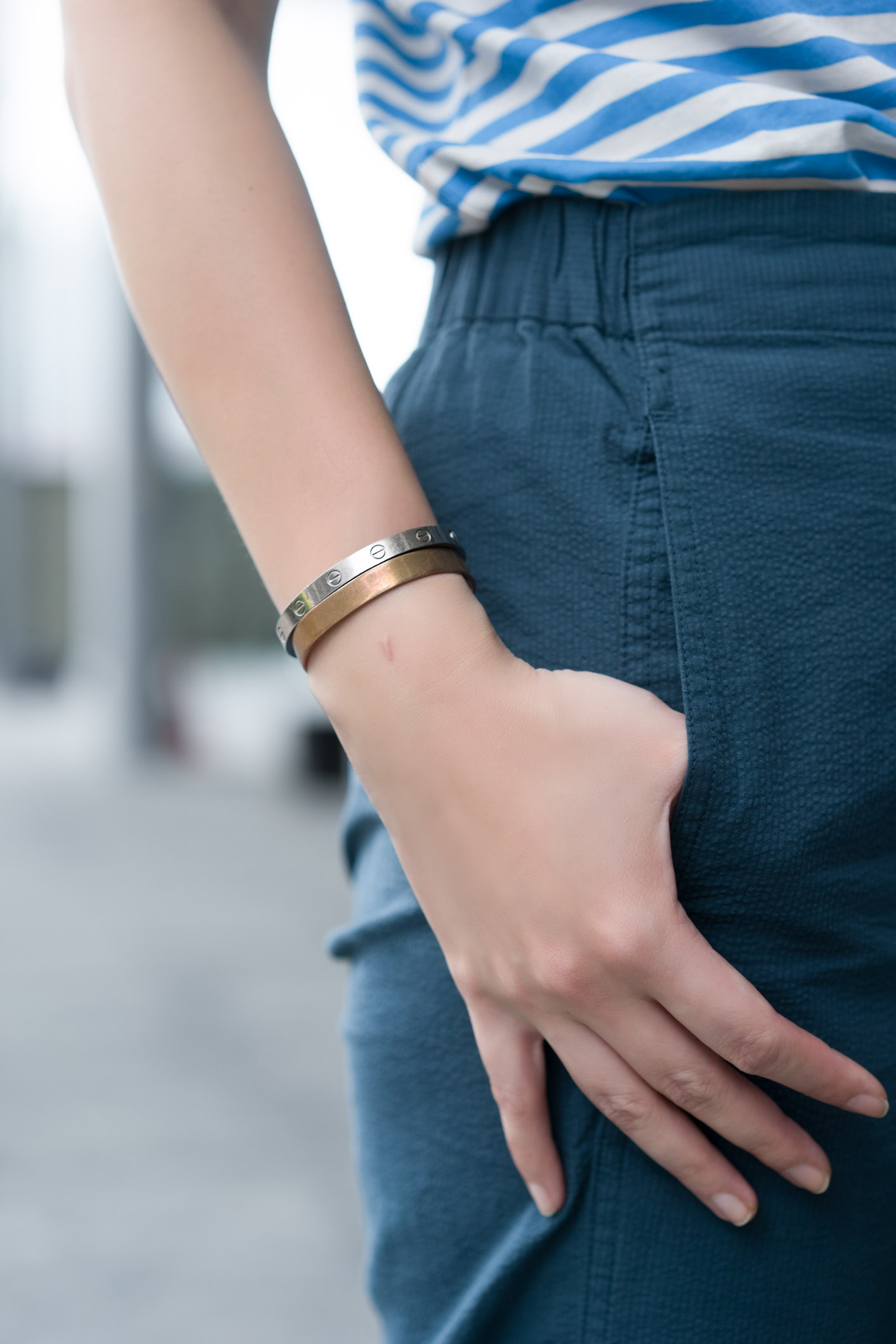 Tianyun-Singapore-Global_Mobility-Top_French_Connection-Pants_UniqloxLemaire-Shoes_Bali-Bag-Marc_by_Marc_Jacobs-UNIFORM-17032017-4