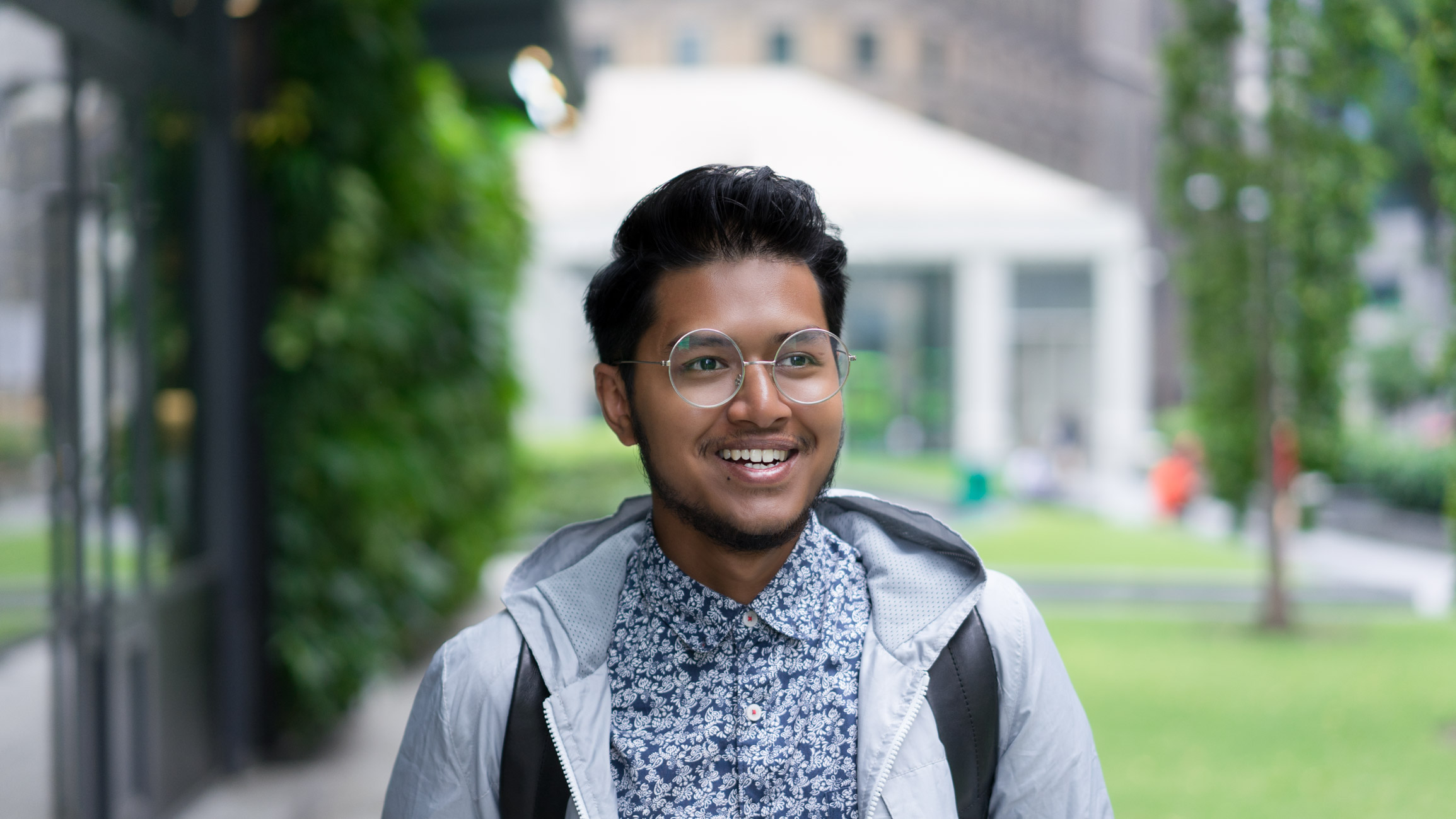 Yafiq-Singapore-Creative-Jacket_Zalora-Bag_Fossil-Bracelet_Zalora-Watch_Hypergrand-Pants_Michael_Kors-UNIFORM-17032017-4