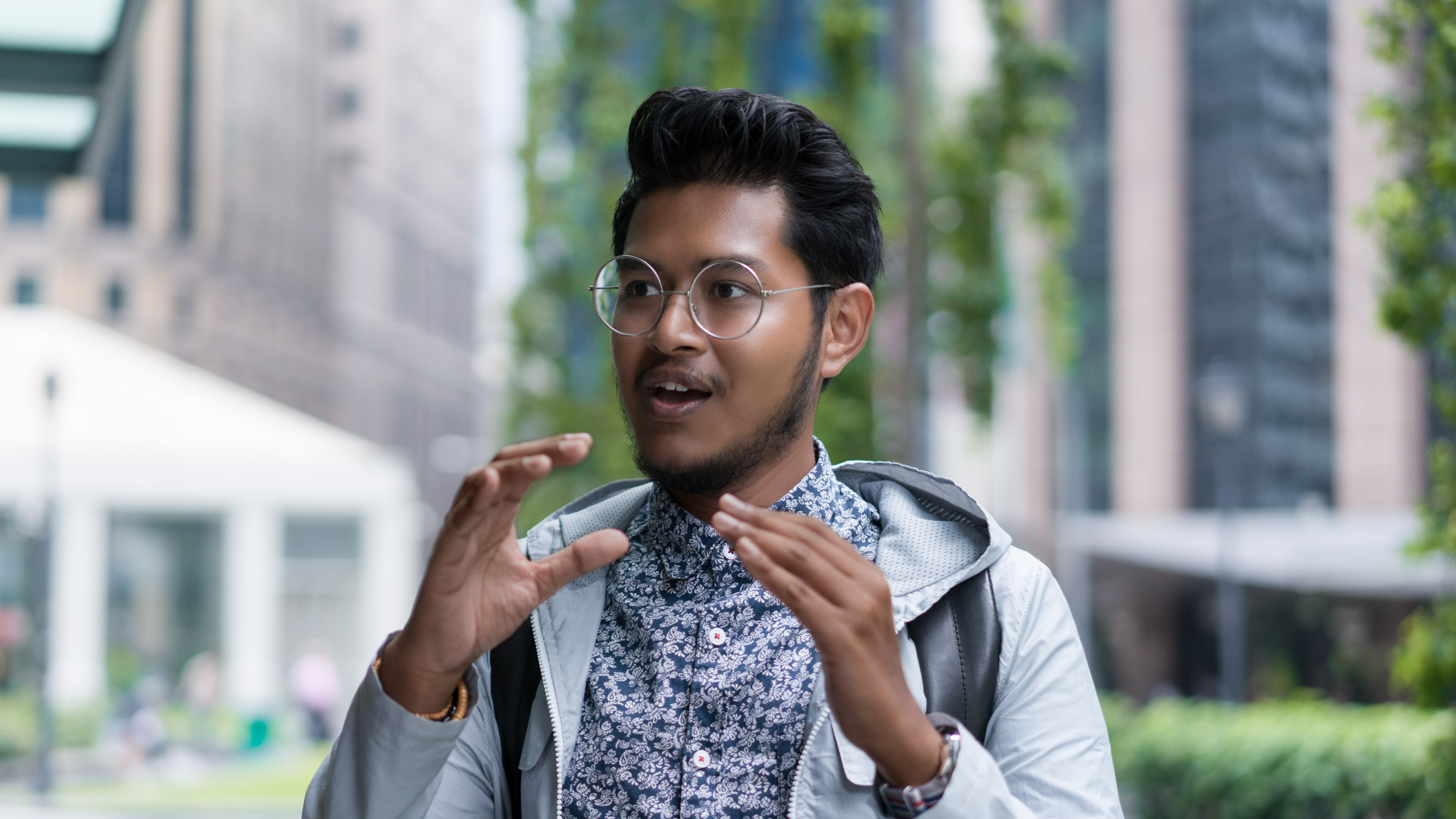 Yafiq-Singapore-Creative-Jacket_Zalora-Bag_Fossil-Bracelet_Zalora-Watch_Hypergrand-Pants_Michael_Kors-UNIFORM-17032017-5