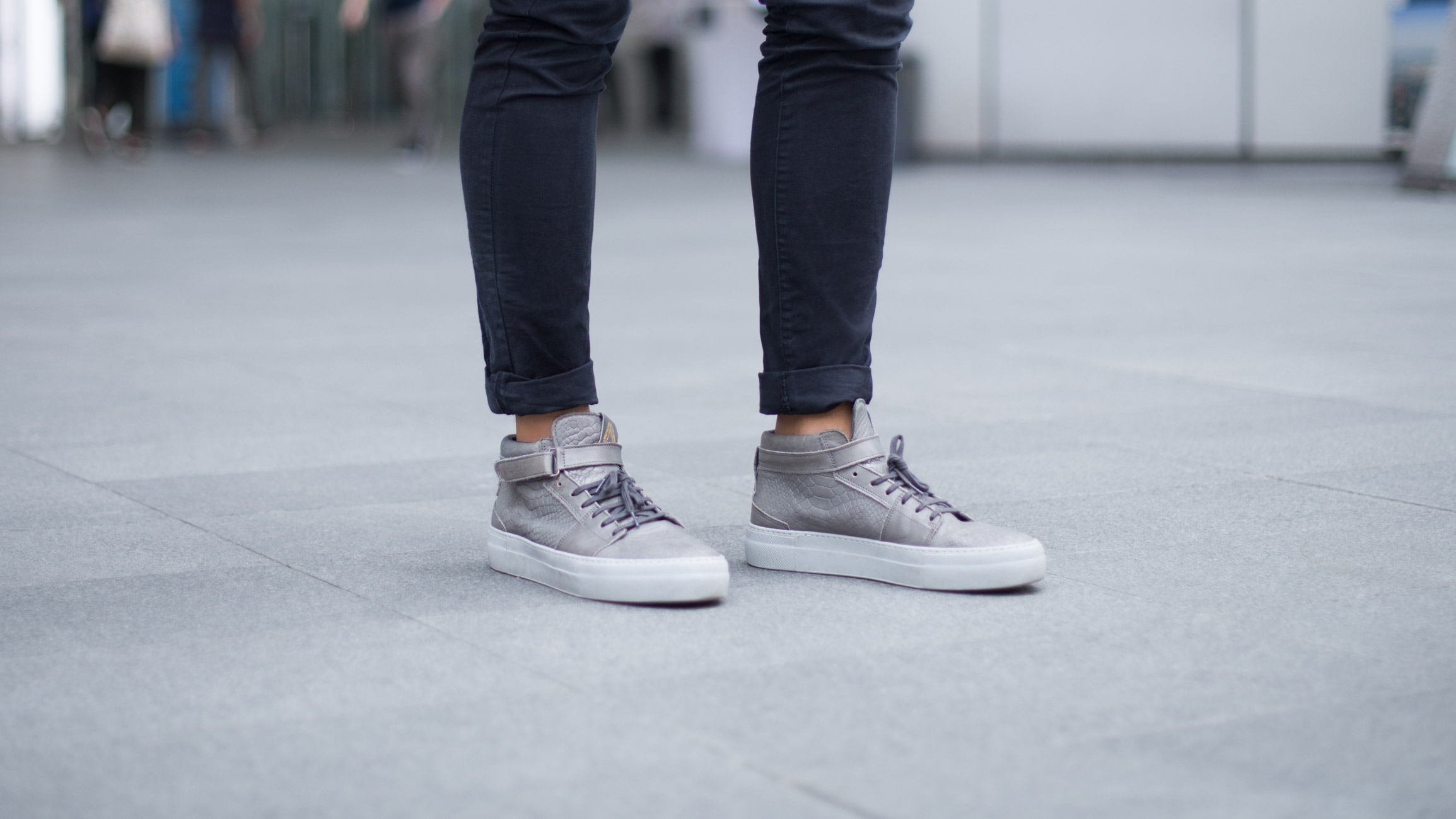 Bryan-Singapore-Tech-Top_Bangkok-Bottom_HM-Shoes_Axel_Arigato-Bag_Nixon-Watch_Apple-Bracelet_Steve_Madden-UNIFORM-20042017-4