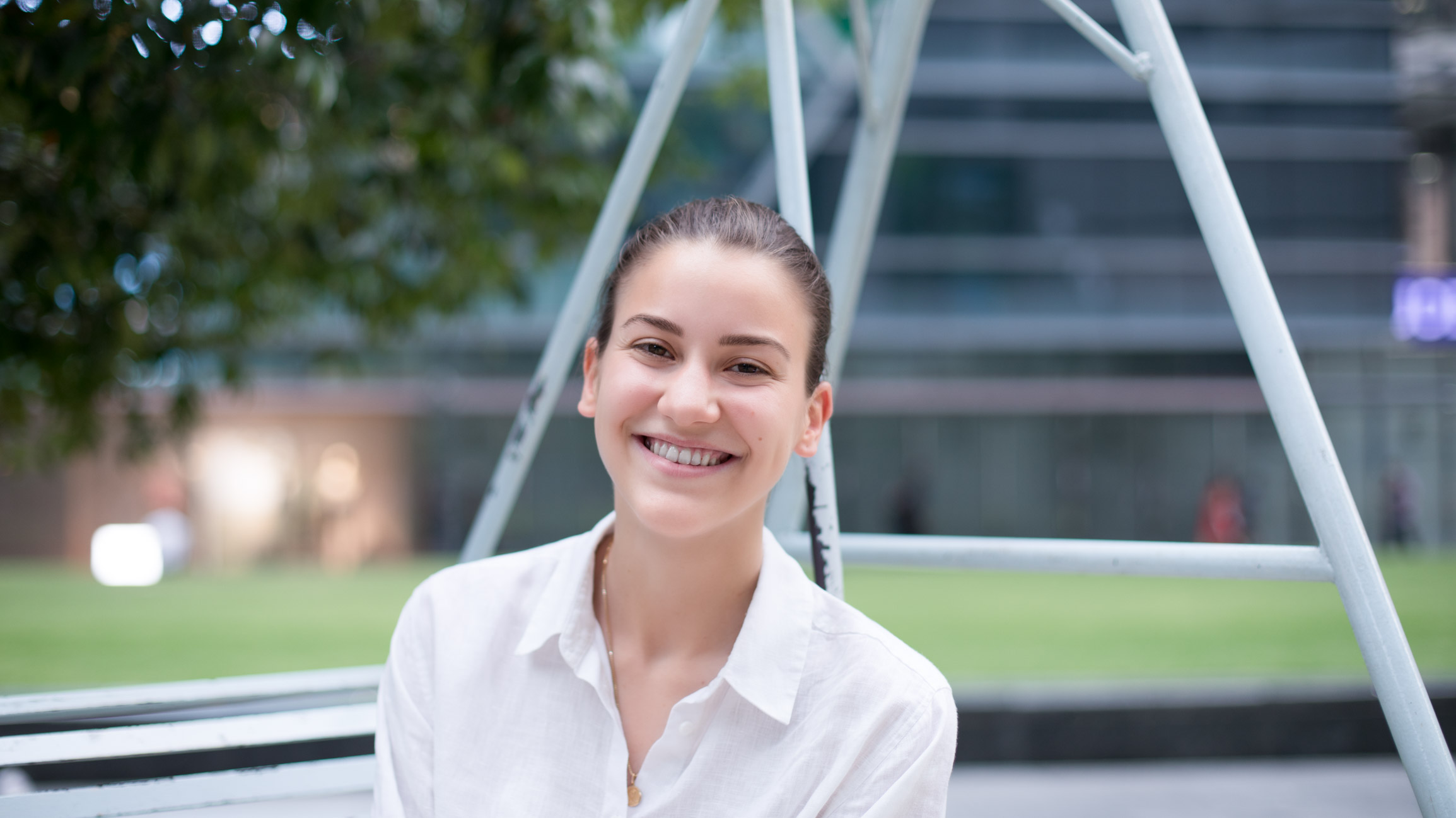 Chiara-Italy-Student-Top__Other_Stories-Bag_COS-Shoes_Vans-Bottom_HM-UNIFORM-20042017-5