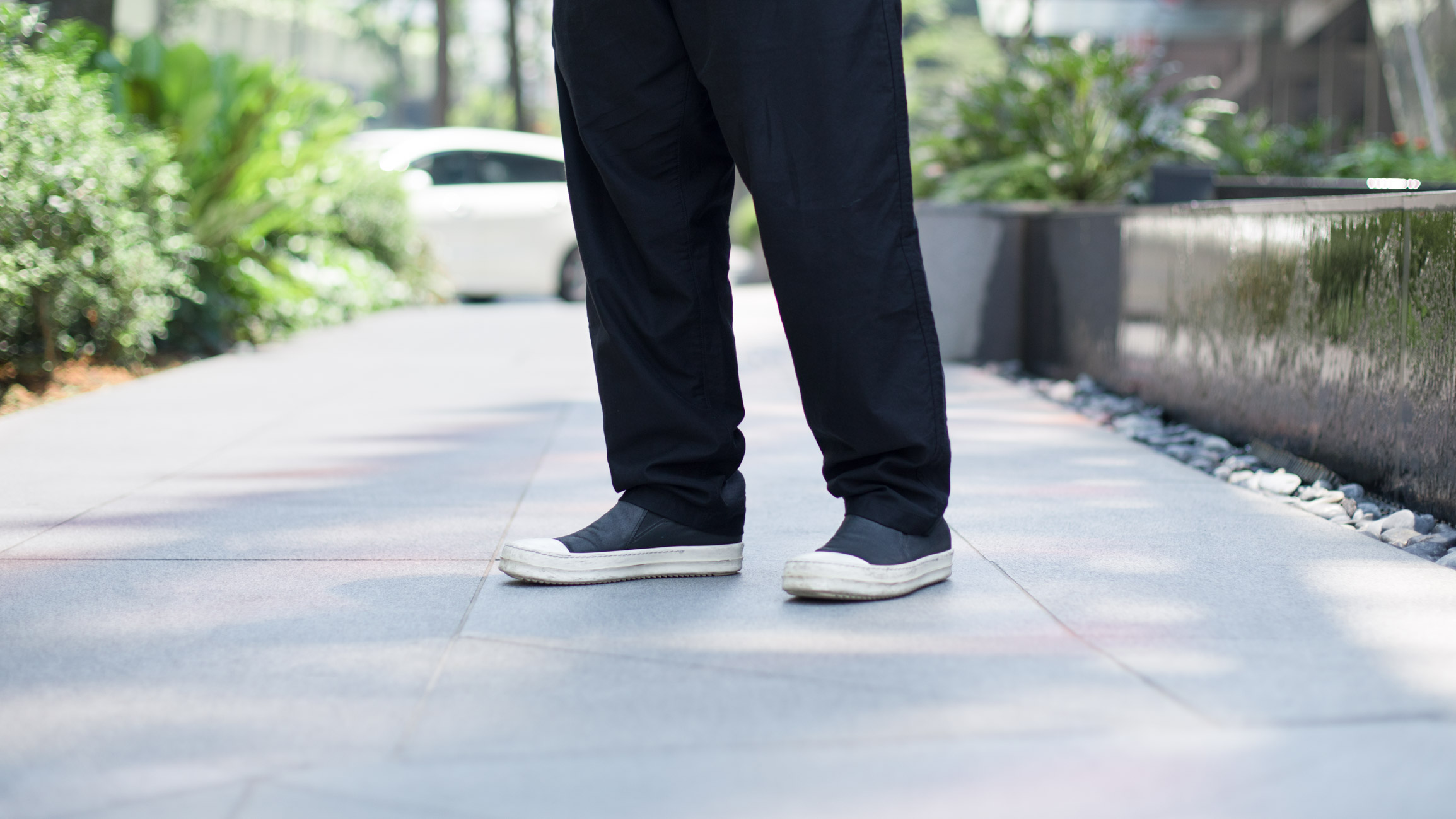 Clifford-Singapore-Publishing-TShirt_Uniqlo-Jacket_Biro-Pants_Yohji_Yamamoto-Shoes_Rick_Owens-Bag_Omitir-Watch_Uniform_Wares-UNIFORM-20042017-2