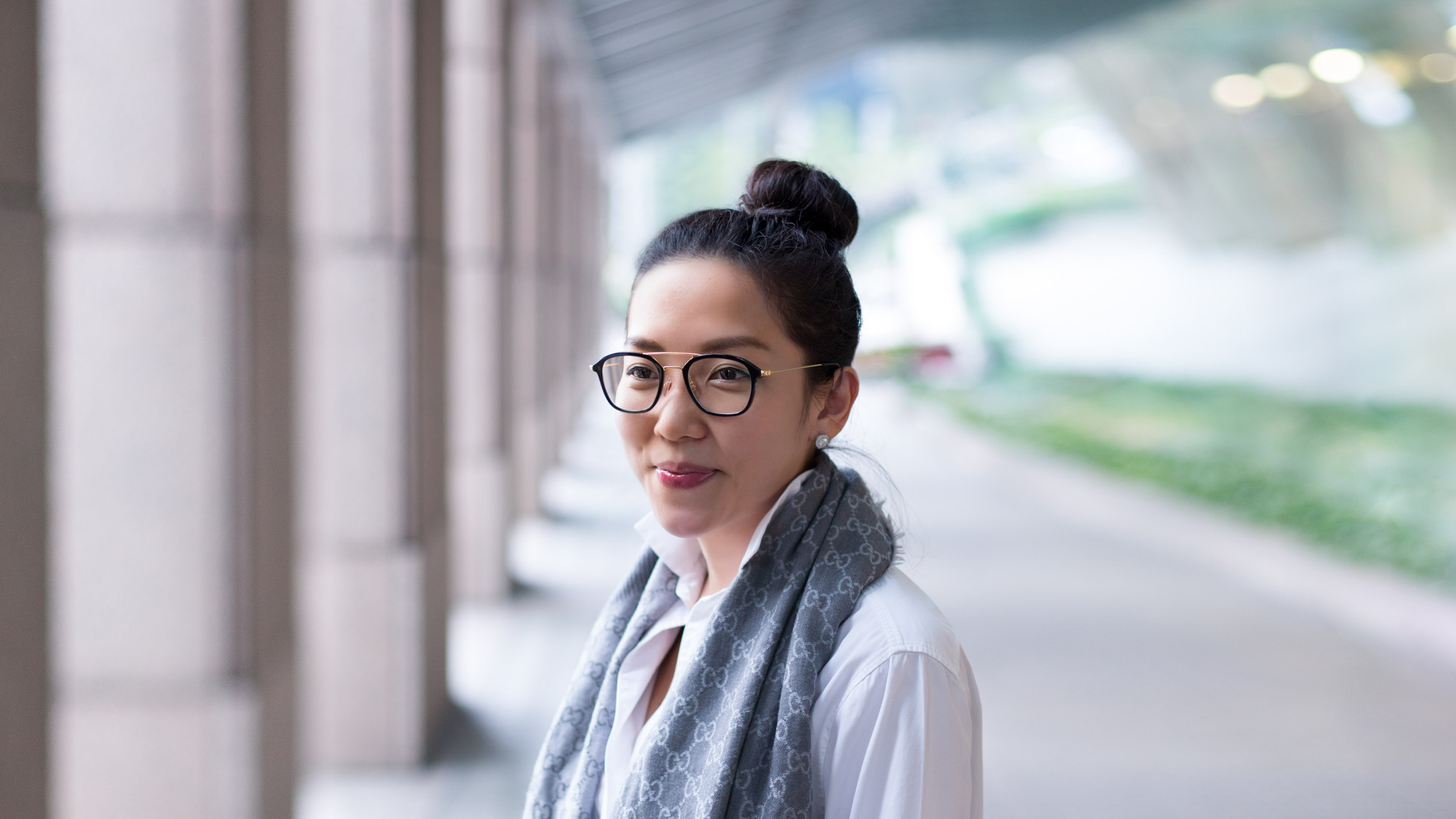Eileen-Singapore-PR__Communications-Jeans_Zara-Shoes_Valentino-Top_Massimo_Dutti-Wallet_Gucci-Bracelet_Cartier-Glasses_Raybans-UNIFORM-20042017-5