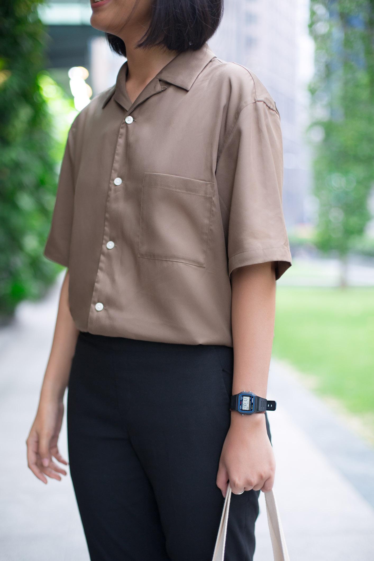 Kaisah-Singapore-Student-Top_Pants_Uniqlo-Shoes_Common_Projects-Bag_Maison_Kitsune-UNIFORM-20042017-2