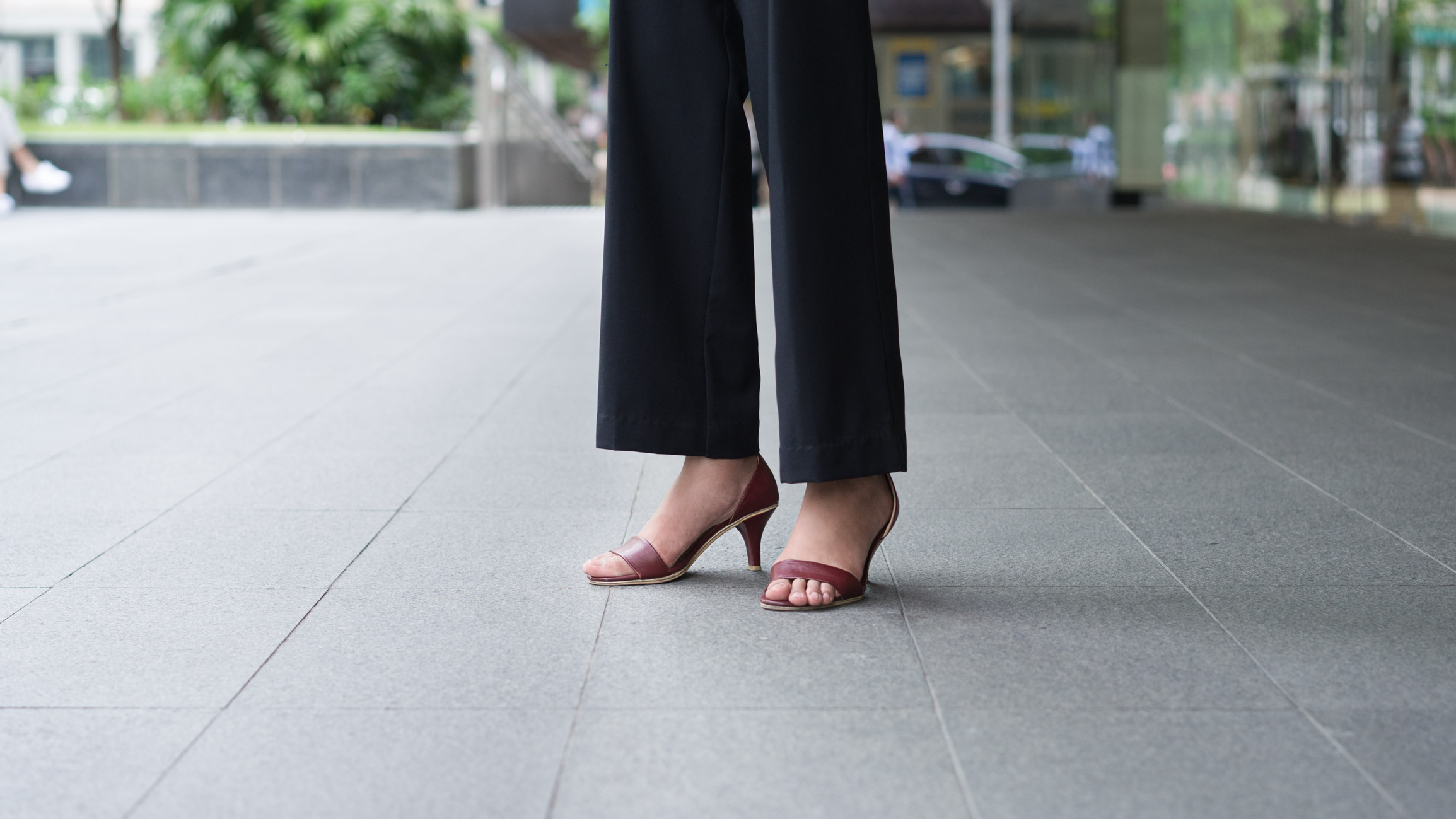 Sofia-Singapore-Auditing-Top_Mango-Pants_ASOS-Shoes_Bonia-Belt_H__M-UNIFORM-01062017-5