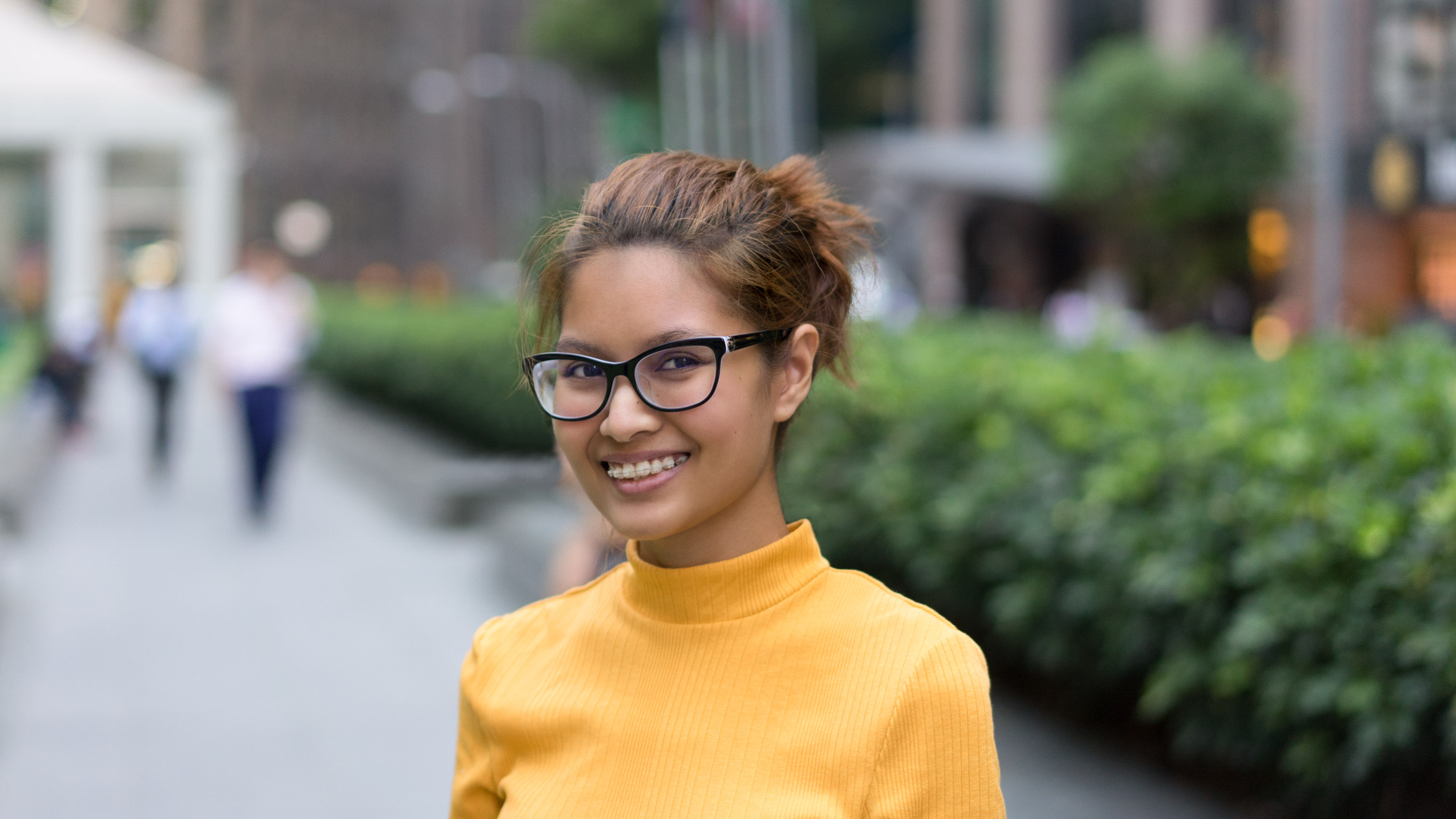 Lisah-Singapore-Paralegal-Top_HM-Shoes_HM-Skirt_Zalora-Bag_Guess-UNIFORM-08062017-4