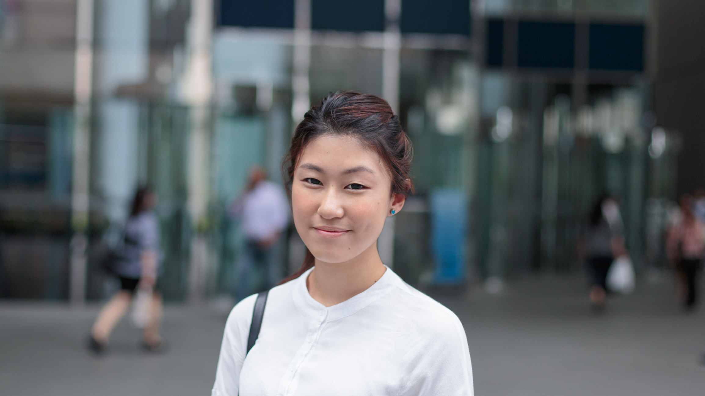 Peiling-Financial_Consultant-Singapore-Top_Runway_Bandits-Bag_Customised-UNIFORM-22062017-4