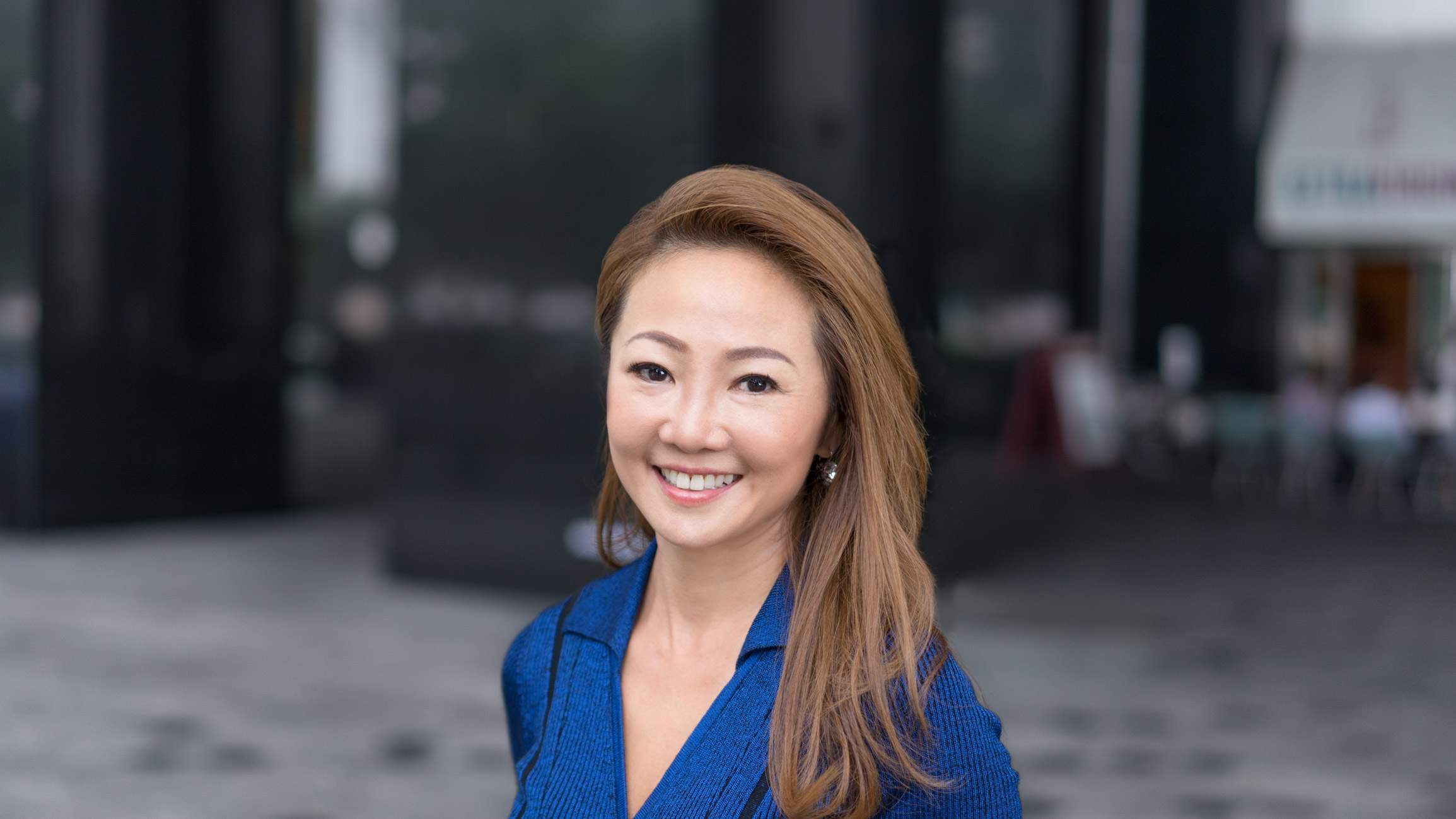 Vanessa-Banking-Singapore-Dress_Diane_Von_Furstenberg-Shoes_Kurt_Geiger-Bag_Saint-Laurent-UNIFORM-22062017-4