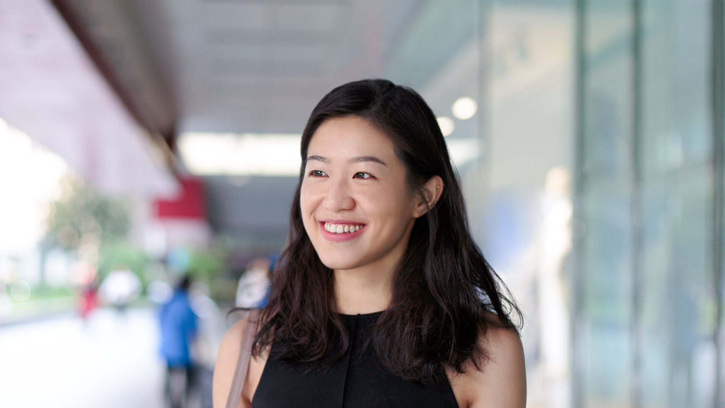 Yenn-Lawyer-Singapore-Top_Mango-Pants_ASOS-Sandals_ASOS-Bag_Rabeanco-Wallet_Rabeanco-UNIFORM-22062017-4