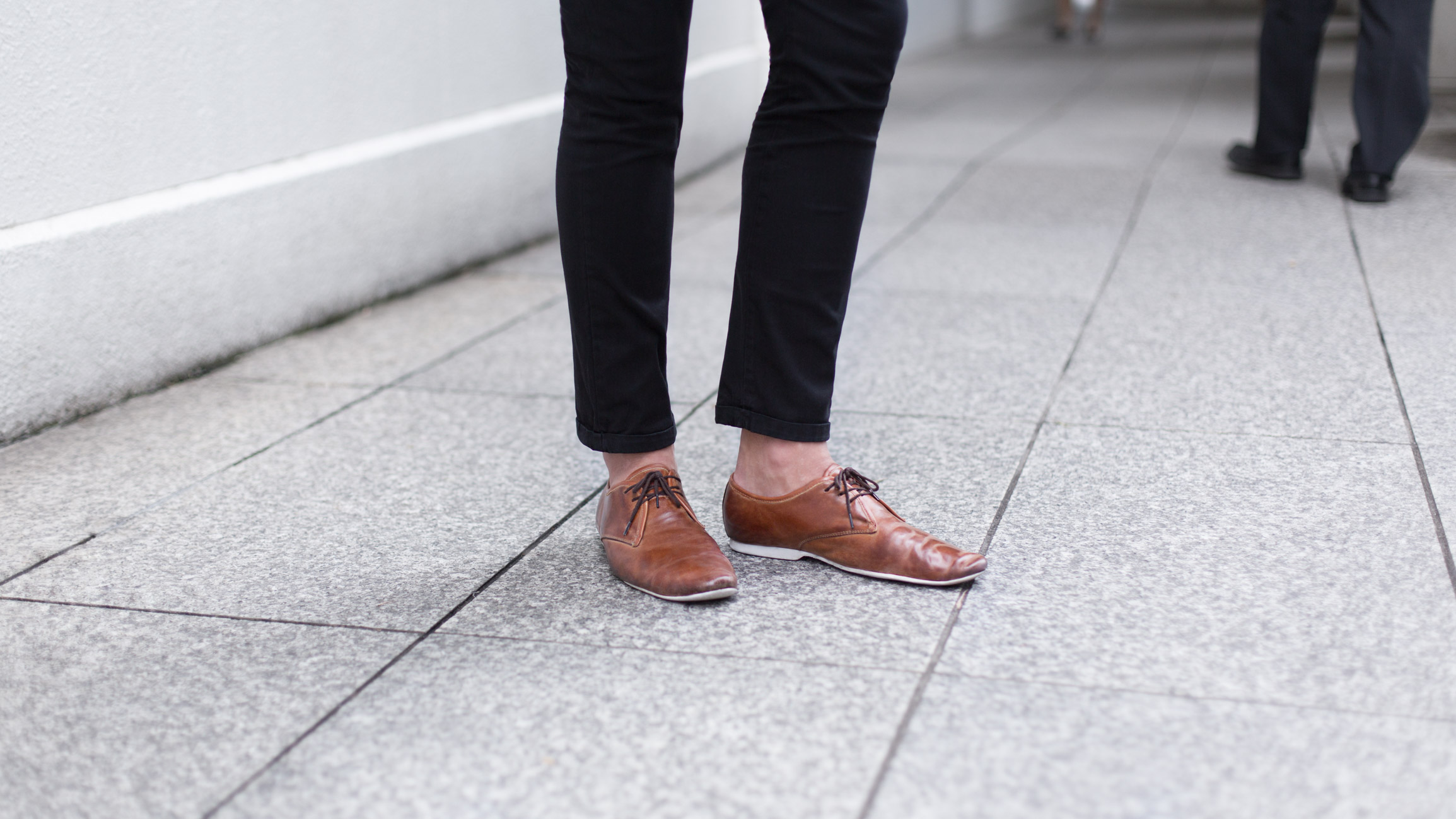 Darren-Director-London-Shirt_Jack_London-Blazer-Jack_London-Pants-Jack_London-Shoes_Hype-Watch_Omega_Seamaster-UNIFORM-13072017-3