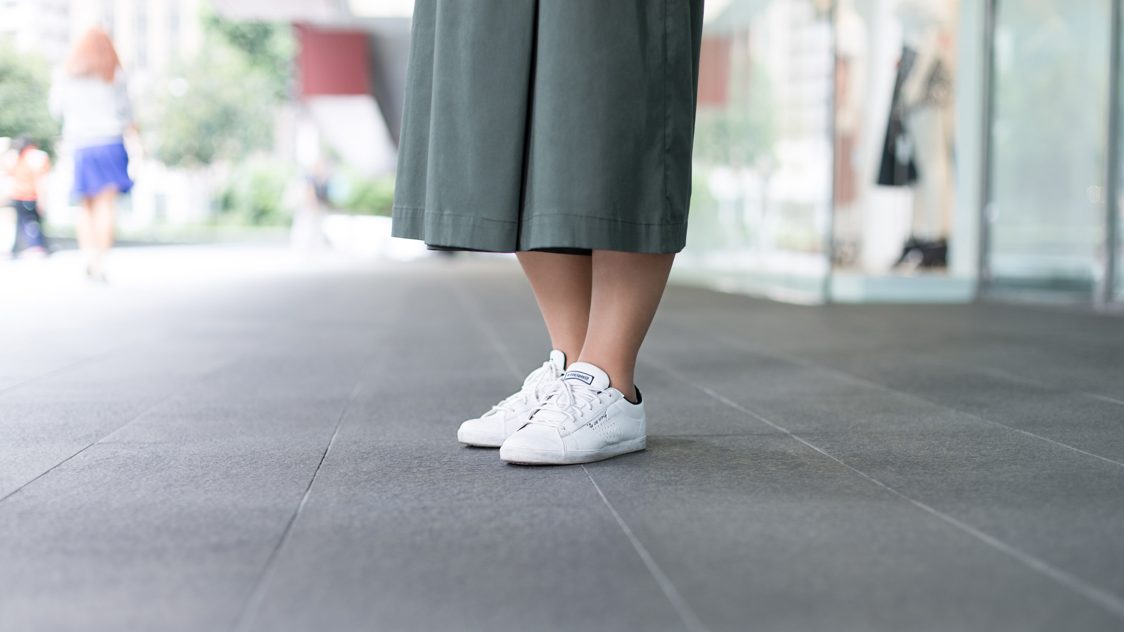 Joey-Business_Development-China-Skirt_Uniqlo-Shoes_Le_Coq_Sportif-Bag_FCUK-UNIFORM-13072017-2