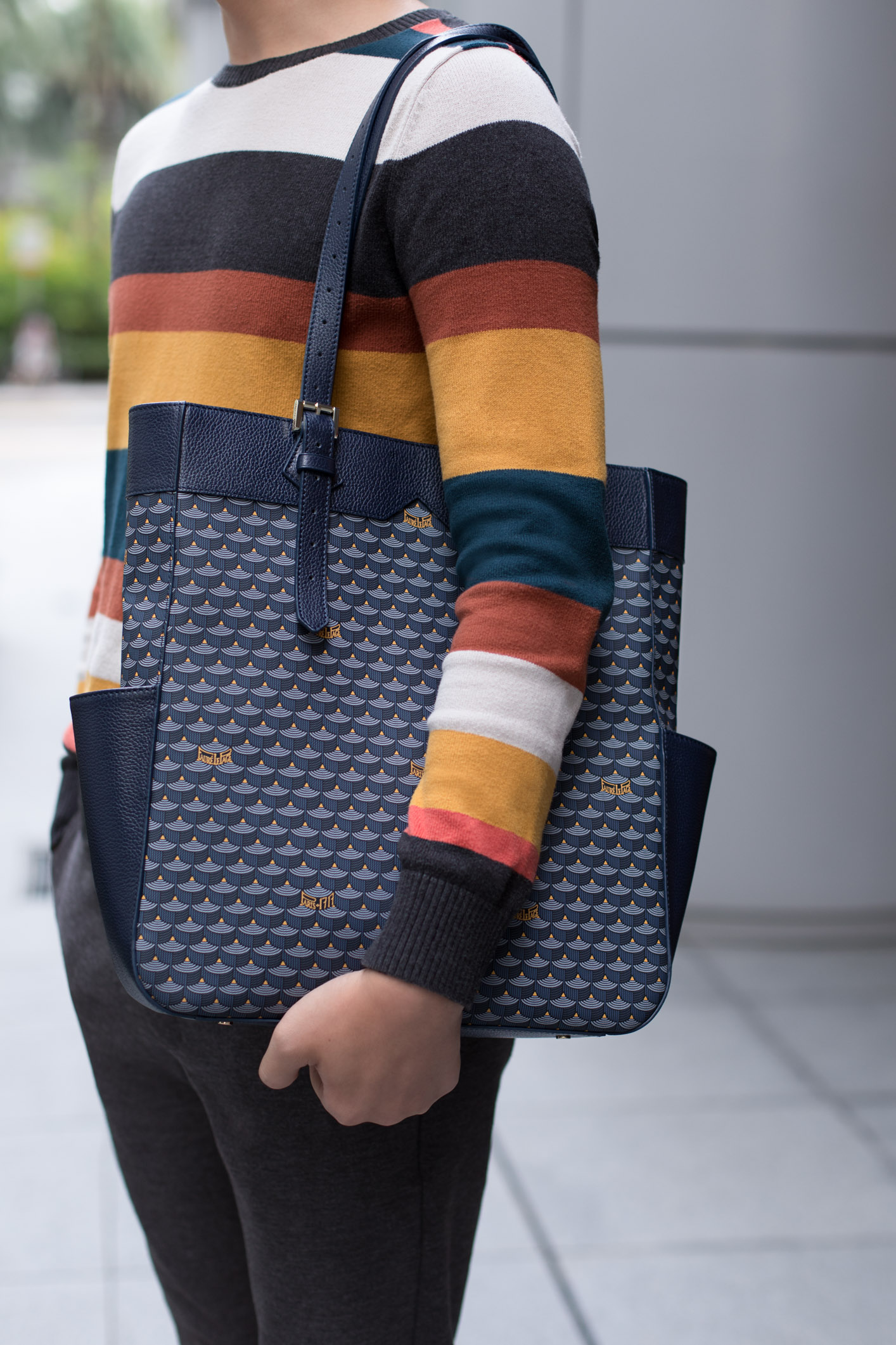 Josh-FB-Malaysia-Top_Yishion-Pants_UNIQLO-Shoes_ZARA-Bag_Faure_Le_Page-UNIFORM-13072017-2