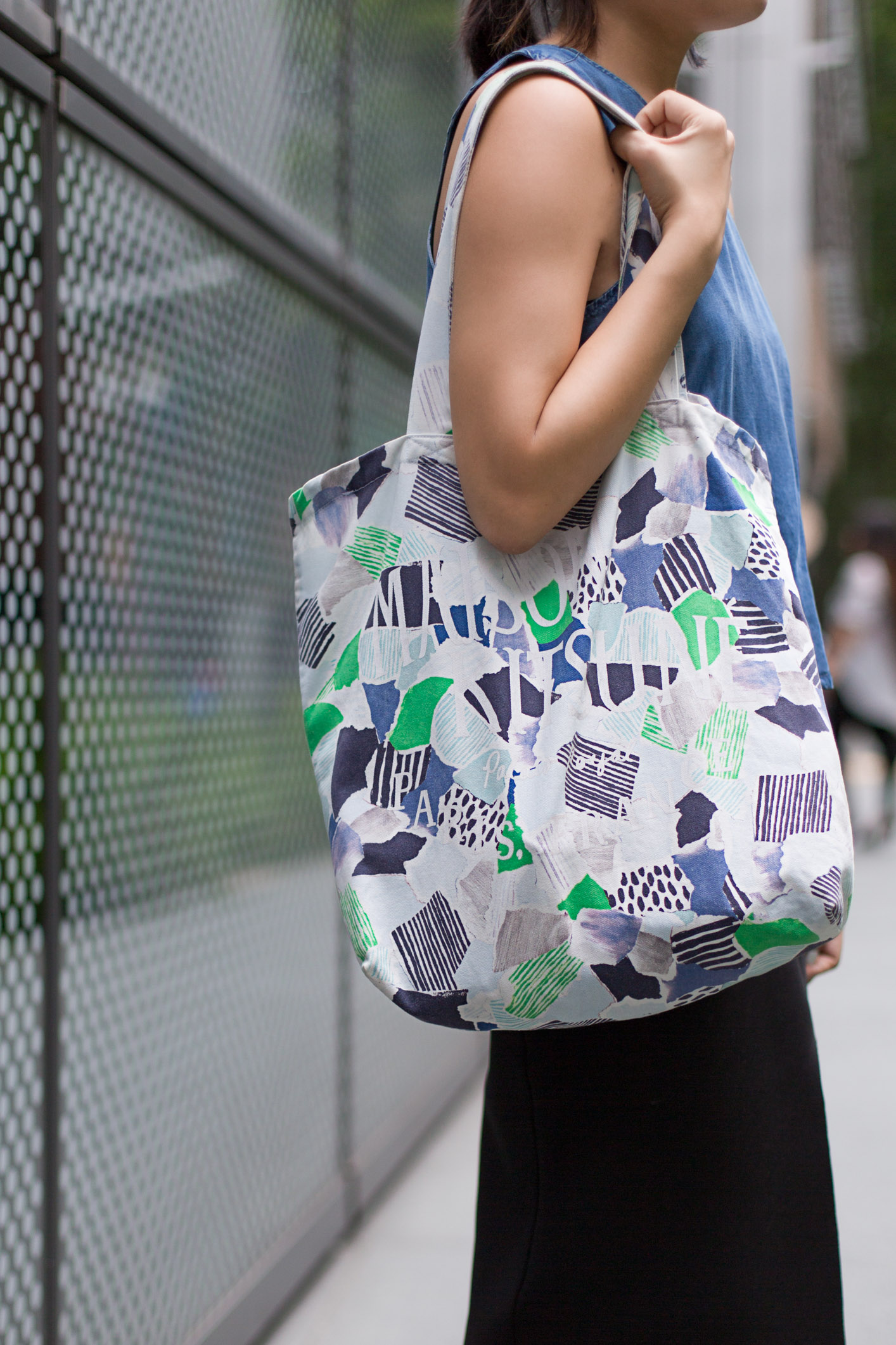 Shiying-Copywriter-Singapore-Top_Pull__Bear-Skirt_ASOS-Shoes_Vans-Bag_Maison_Kitsune-UNIFORM-13072017-3