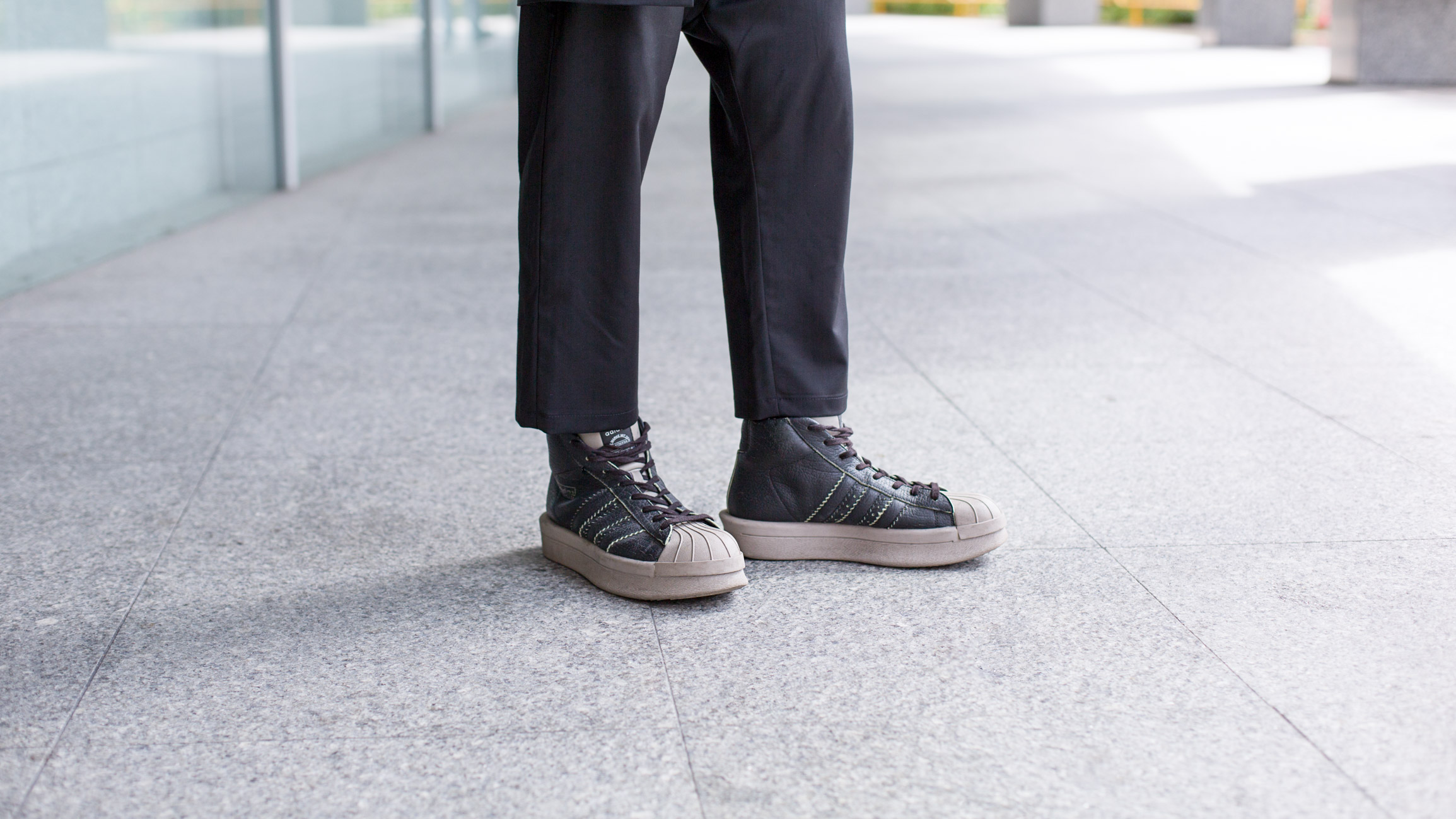 Cas-Art_Director-Singapore-Top_Uniqlo-Shoes-Adidas-Watch_Braun-Purse_COS-UNIFORM-08082017-1-1