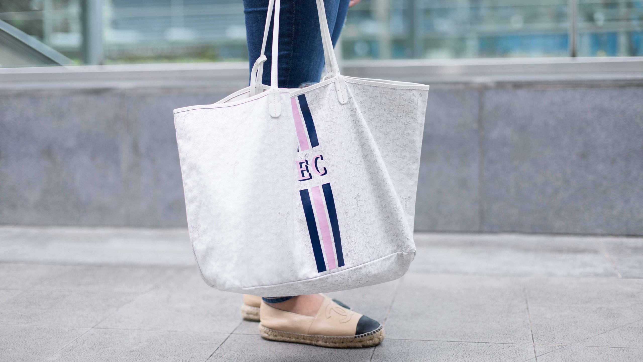 Elvina-Singapore-Yoga_Teacher-Bag_Goyard-Shoes_Chanel-Shirt_Stateside-Jeans-AG_Jeans-Bracelet_Cartier-uniform-05092017-3