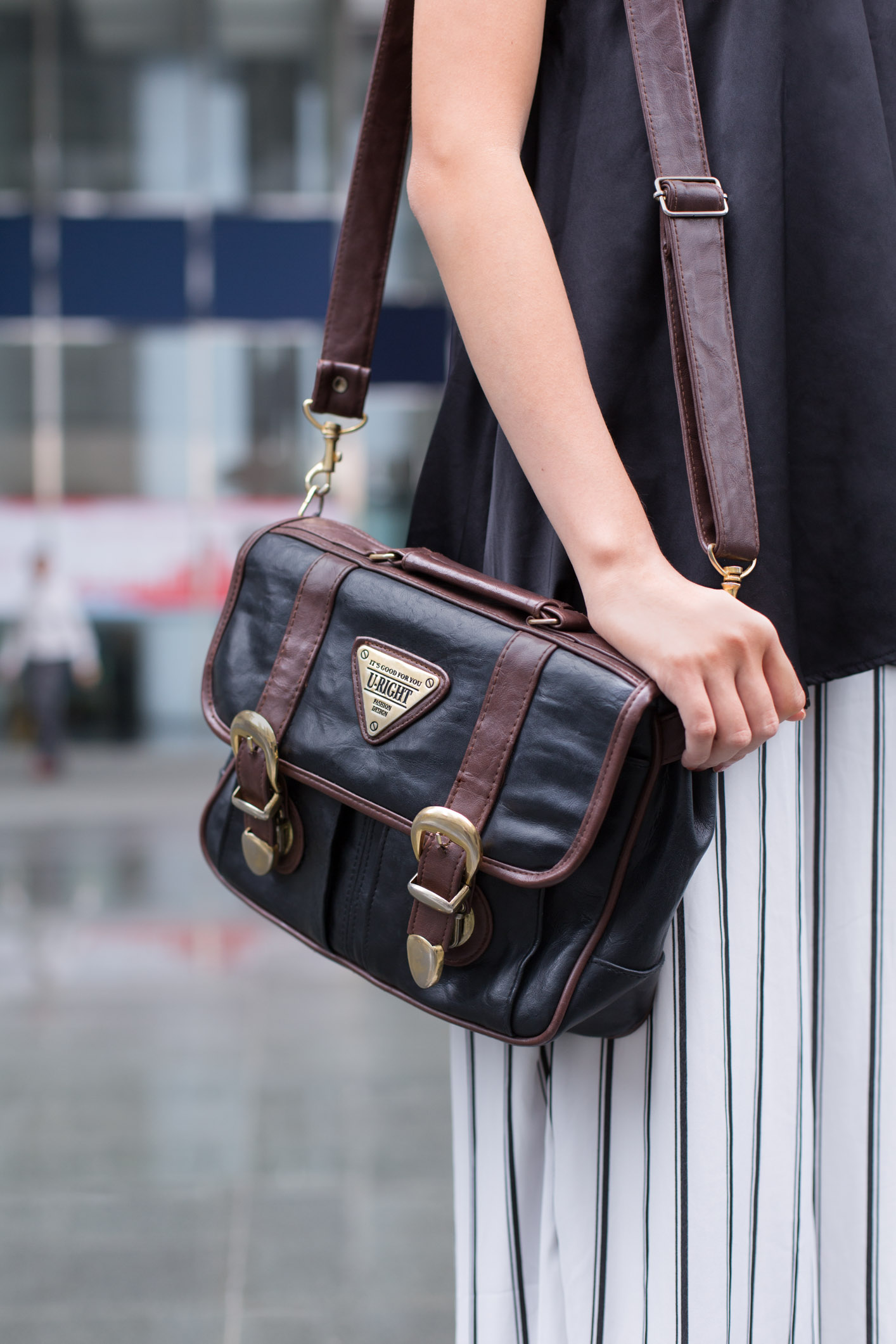 Hui_Shan-Civil_Servant-Singapore-Bag_U-Right-UNIFORM-08082017-2-1