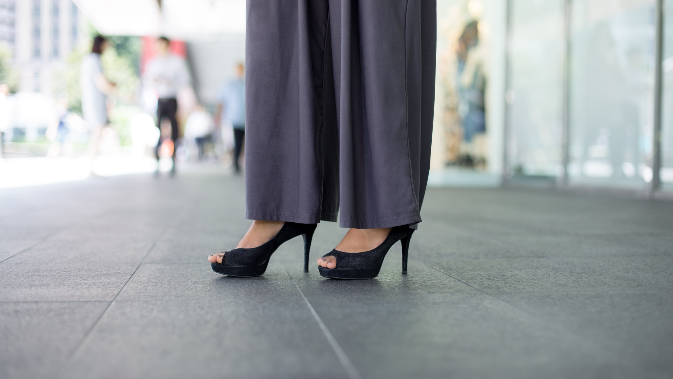 Katharina-Singaporean-Personal-Assistant-Shoes_Charles-Keith-Watch_Fjord-UNIFORM-24082017-2