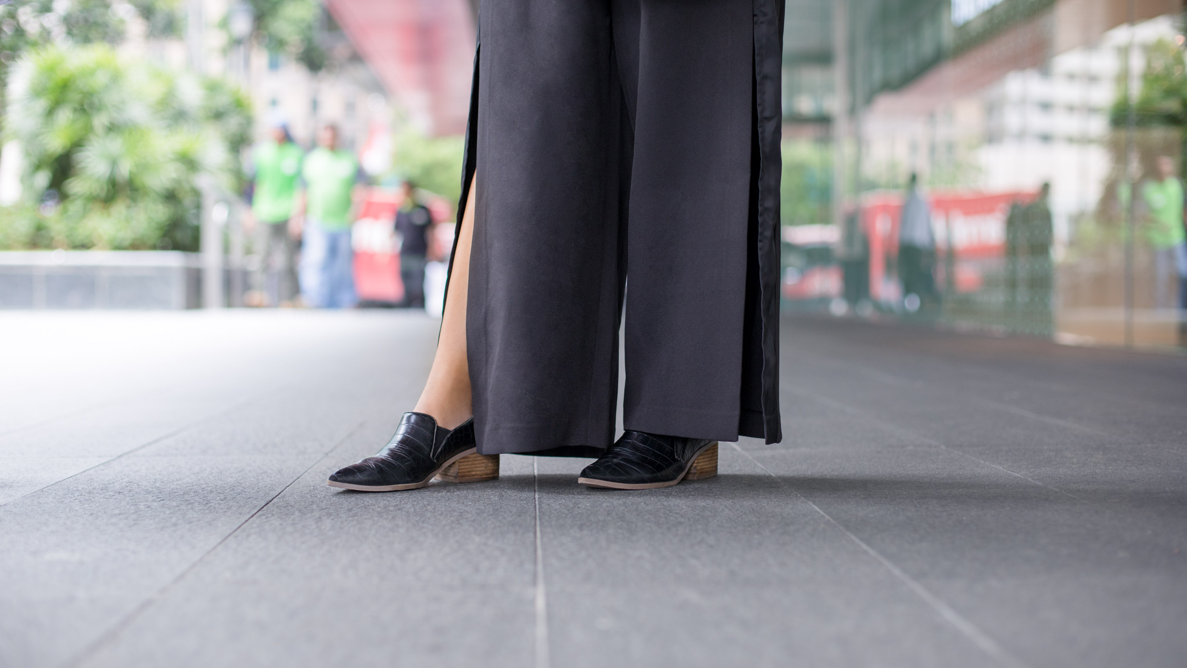 Yang-Singapore-Artist-Top_COS-Bottoms_ASOS-Shoes_ASOS-Bag_ASOS-Earrings_Lovisa-UNIFORM-24082017-2