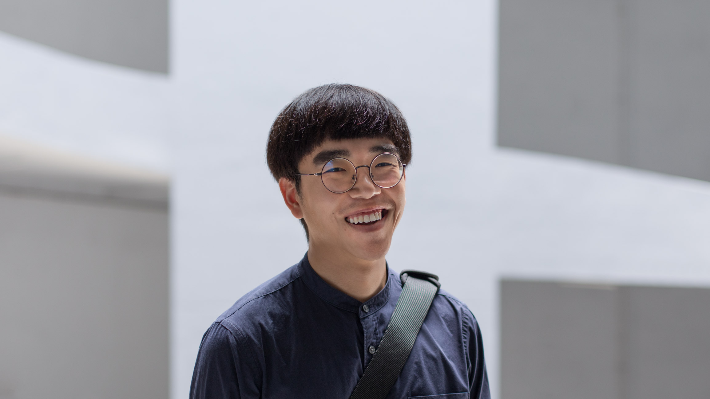 Jiang-Communications__Content-Singapore-Top_Uniqlo-Pants_Uniqlo-Watch_ZIIIRO-Sandals_Dr._Martens-Bag_Crumpler-UNIFORM-12092017-5