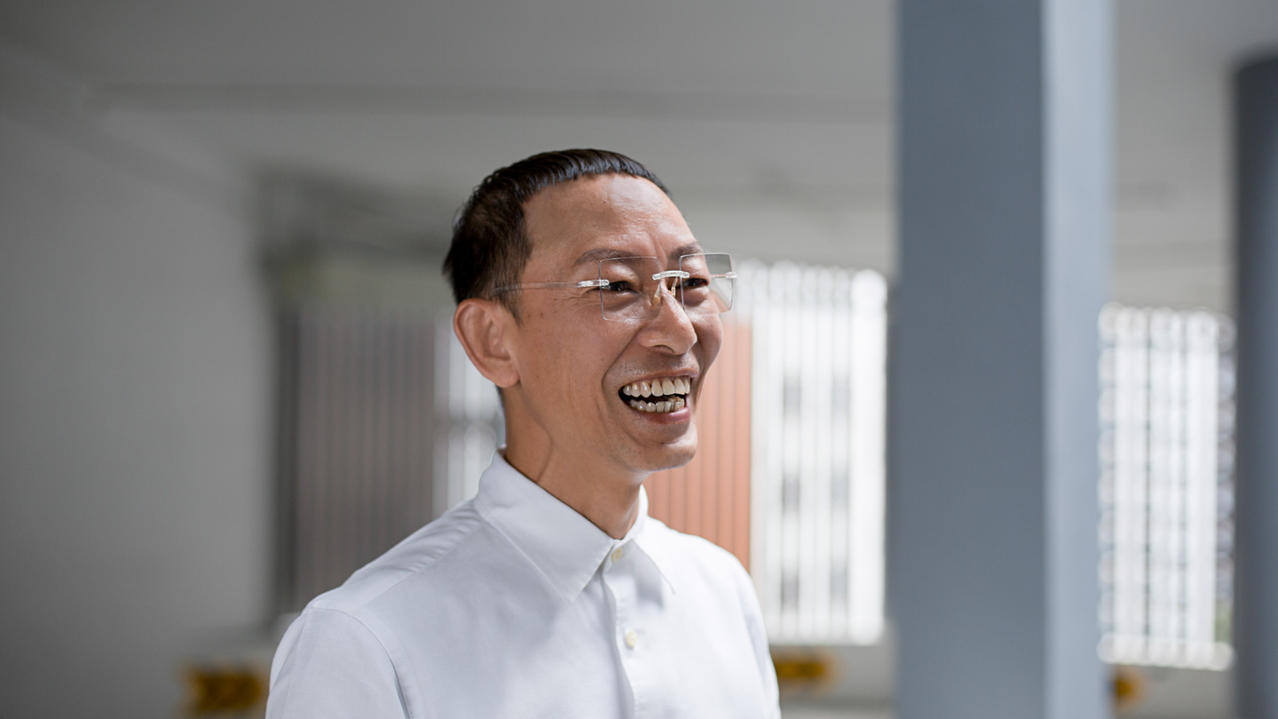 Quester-Singapore-Senior_Training_Manager-Top_Uniqlo-Pants_HM-Shoes_Adidas-Watch_Seiko-Glasses_SwissFlex-UNIFORM-10102017-3