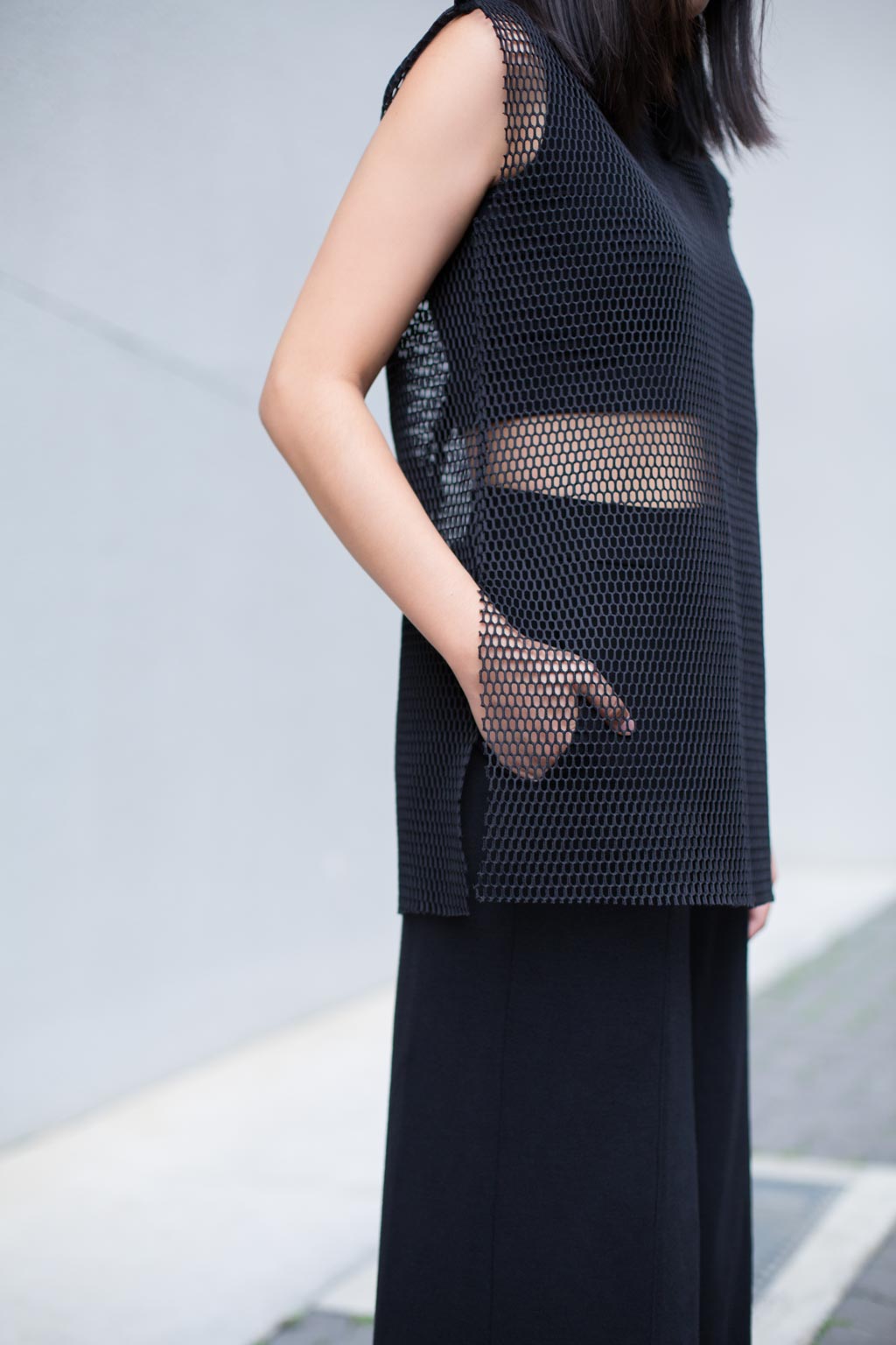 Elaine-Graphic_Designer-Singapore-Top_Exhibit-Pants_Uniqlo-Shoes_Charles__Keith-02112017-2