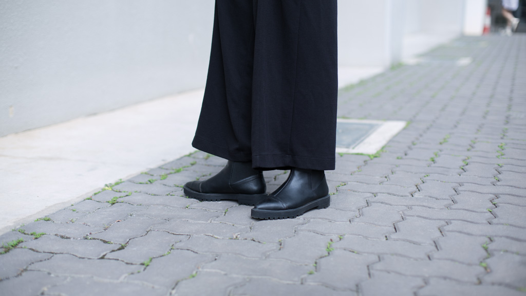 Elaine-Graphic_Designer-Singapore-Top_Exhibit-Pants_Uniqlo-Shoes_Charles__Keith-02112017-4