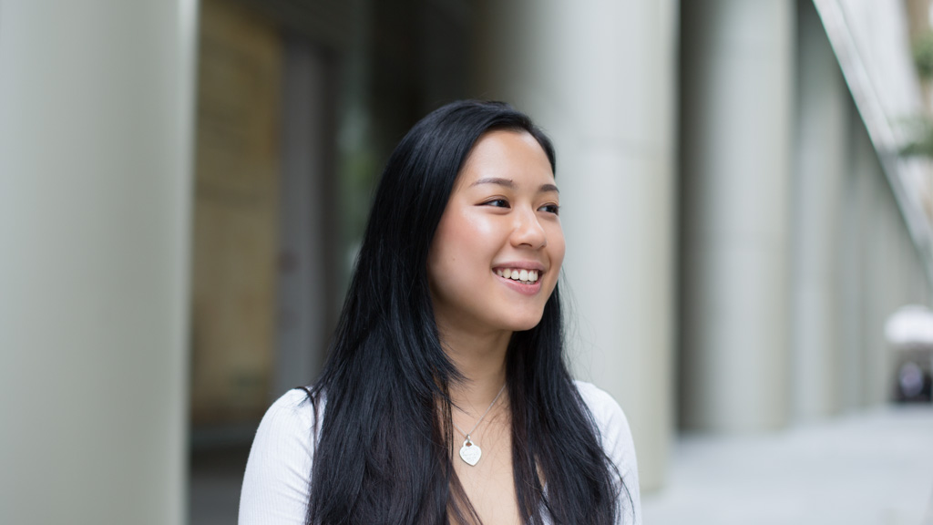 Jamie-Singapore-FinTech-Bracelet_TiffanyCo-Necklace_TiffanyCo-Top_ASOS-Pants_ZARA-Shoes_CharlesKeith-Pouch_MarcByMarcJacobs—UNIFORM-01112017-1