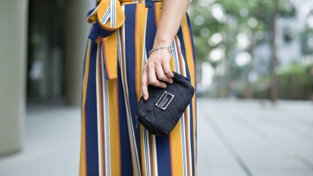 Jamie-Singapore-FinTech-Bracelet_TiffanyCo-Necklace_TiffanyCo-Top_ASOS-Pants_ZARA-Shoes_CharlesKeith-Pouch_MarcByMarcJacobs—UNIFORM-01112017-2